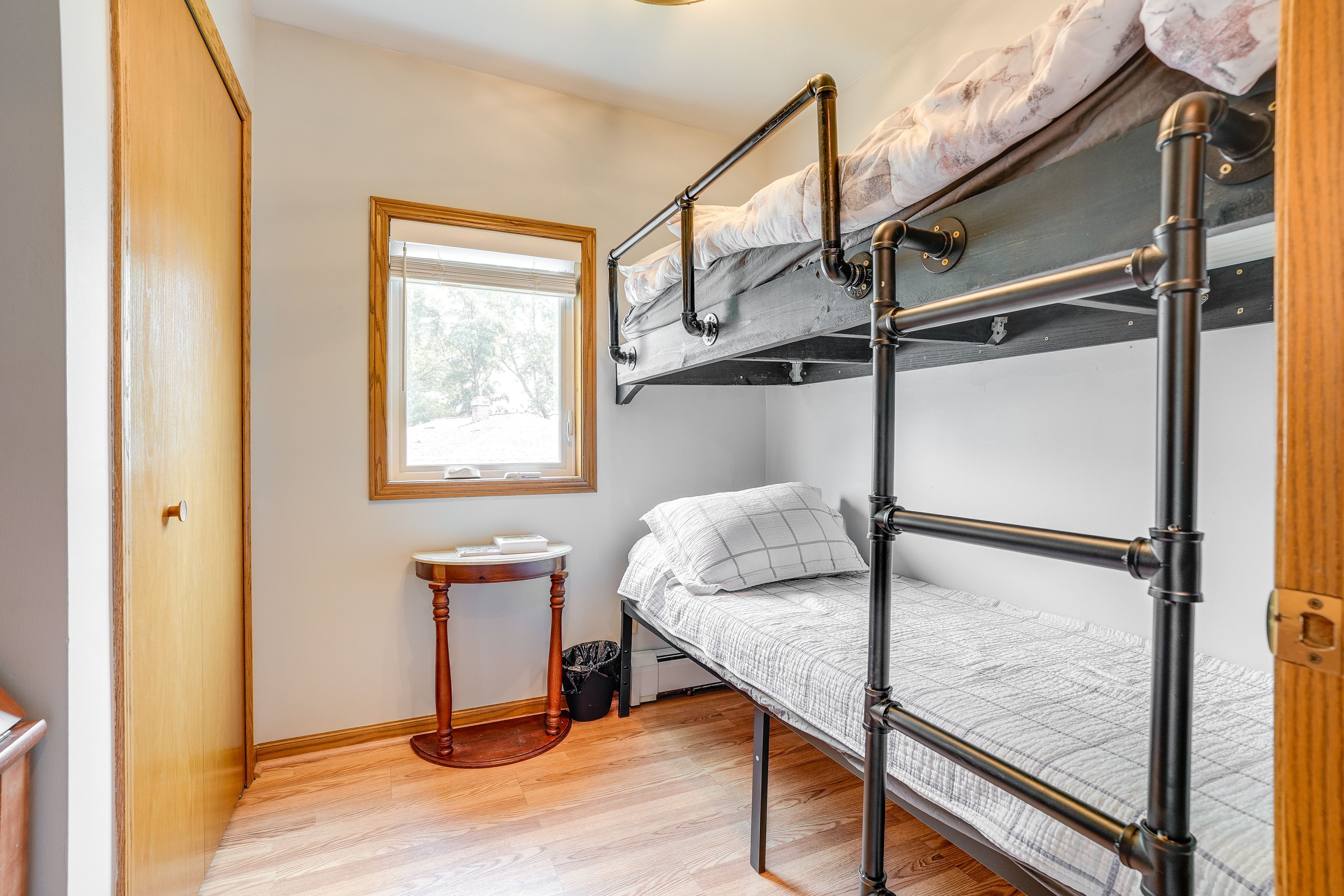 Bedroom 4 | Twin Bunk Bed | Upper Level