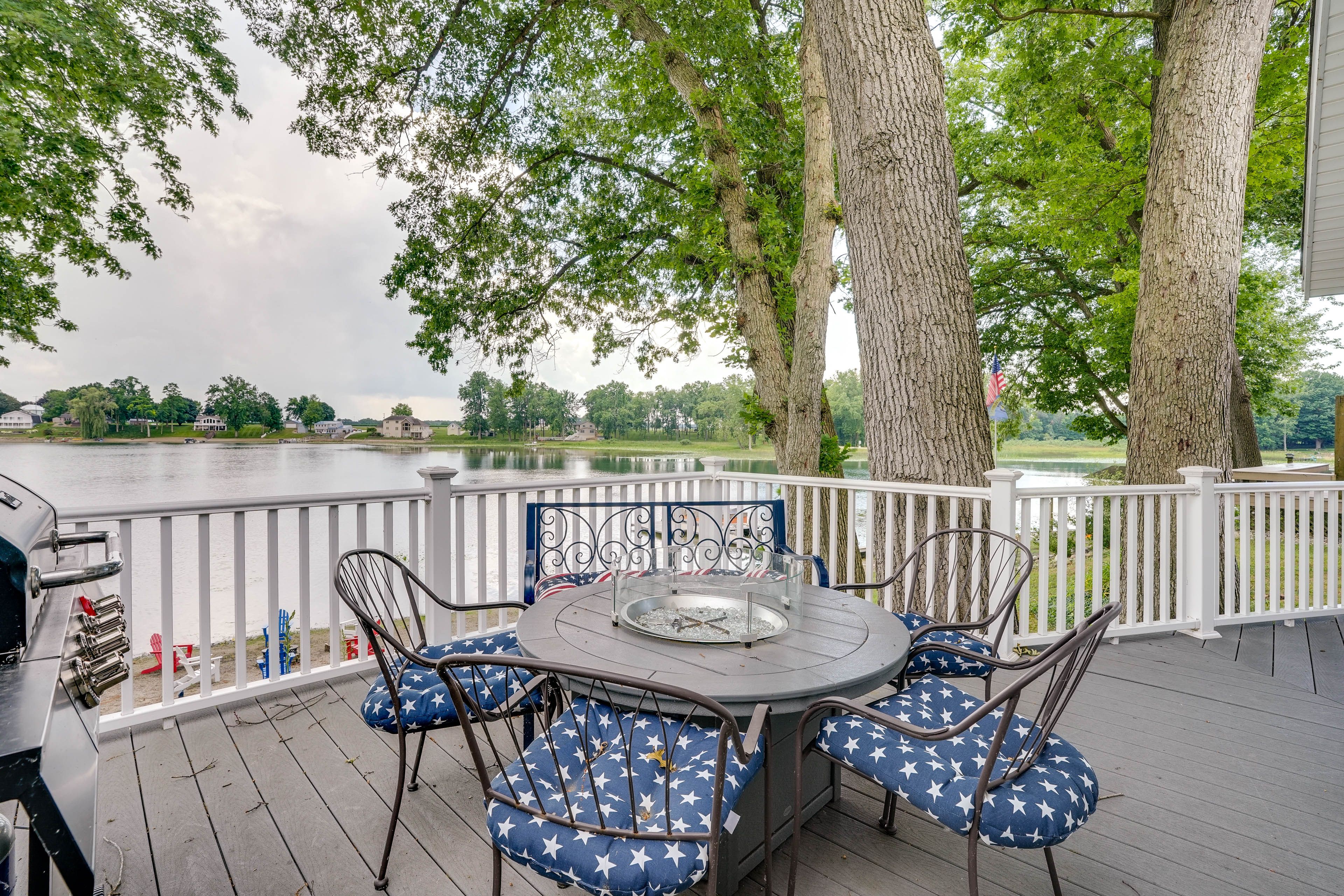 Deck