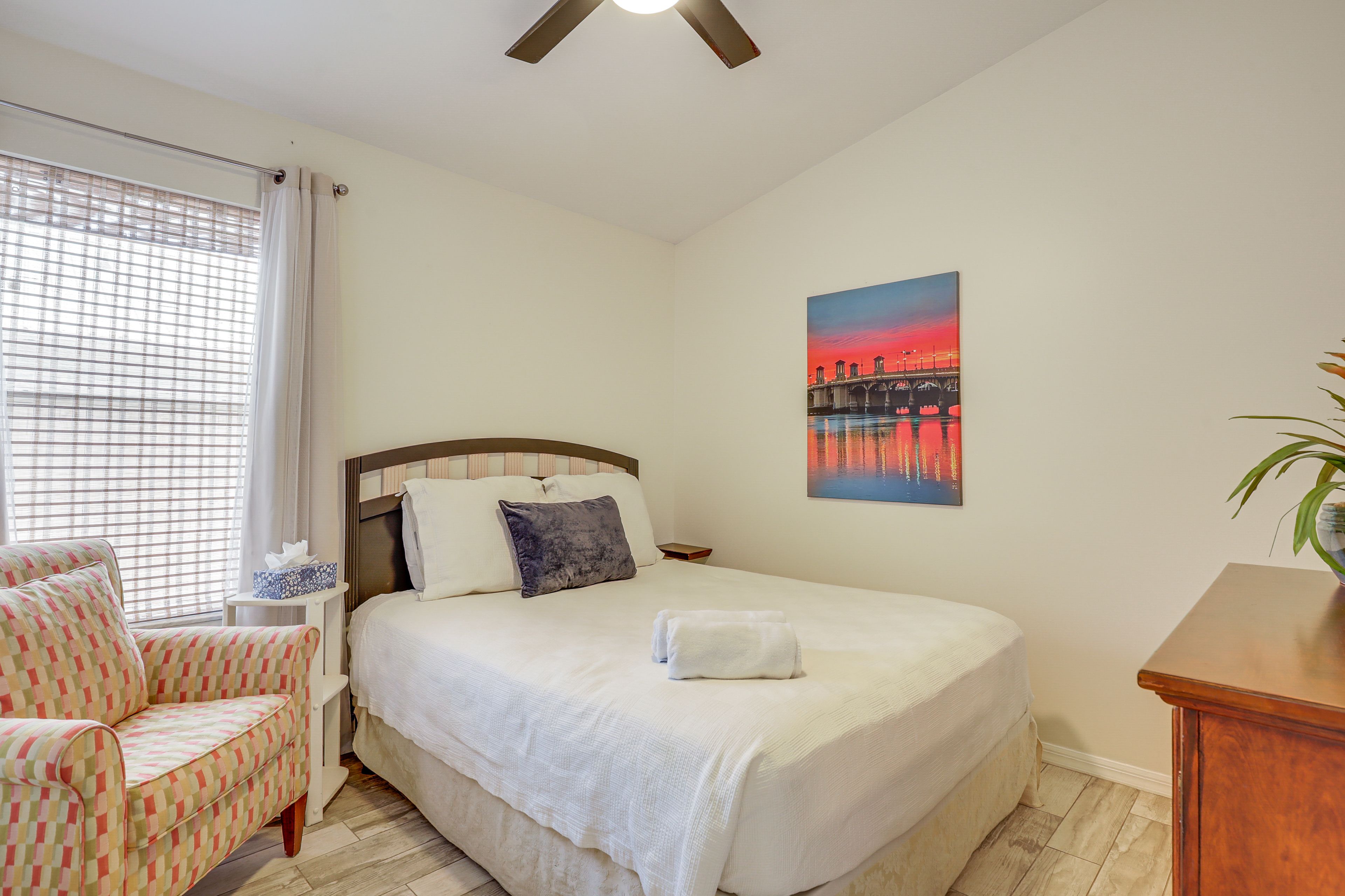 Bedroom 2 | Queen Bed | Linens Provided