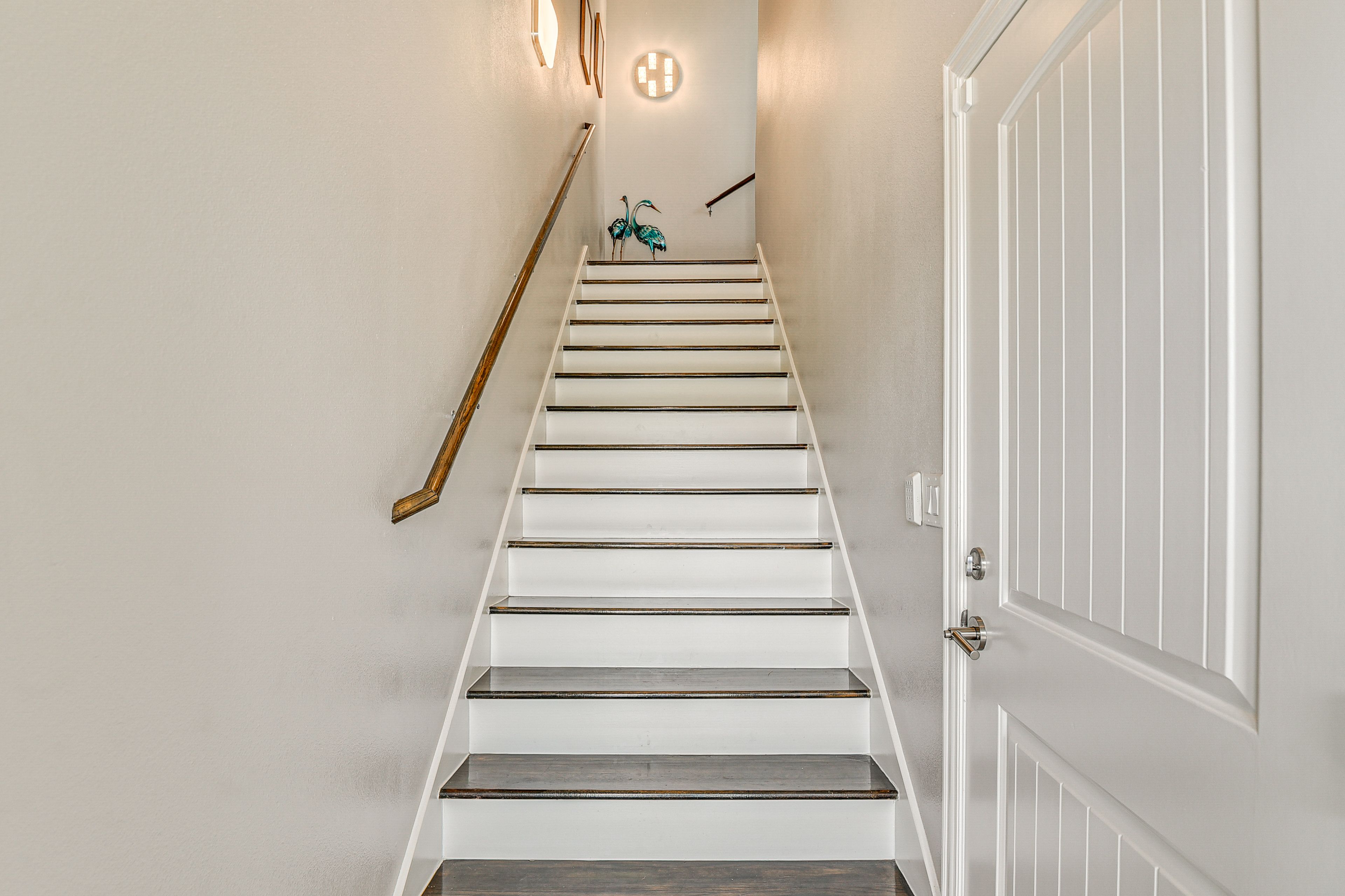 Entry Stairway