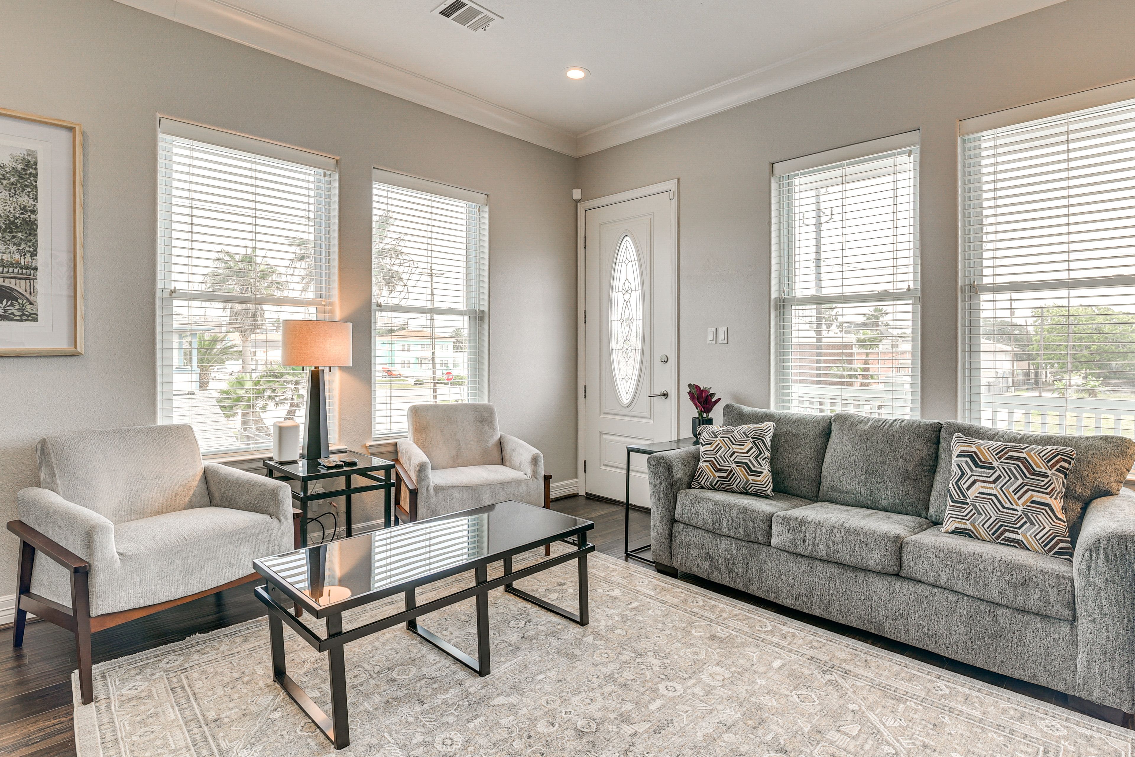 Living Room | Main Level