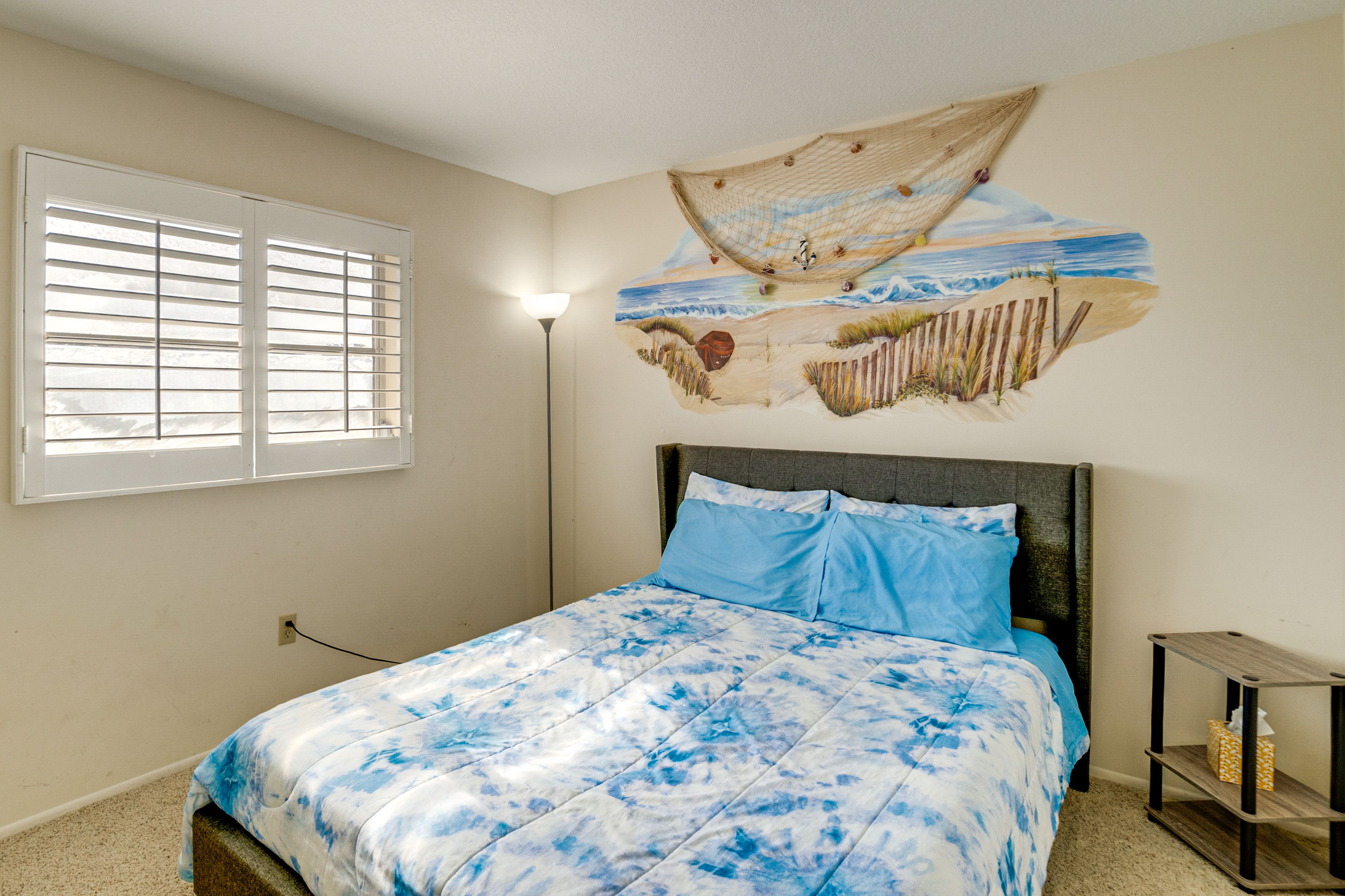 Bedroom 3 | Queen Bed