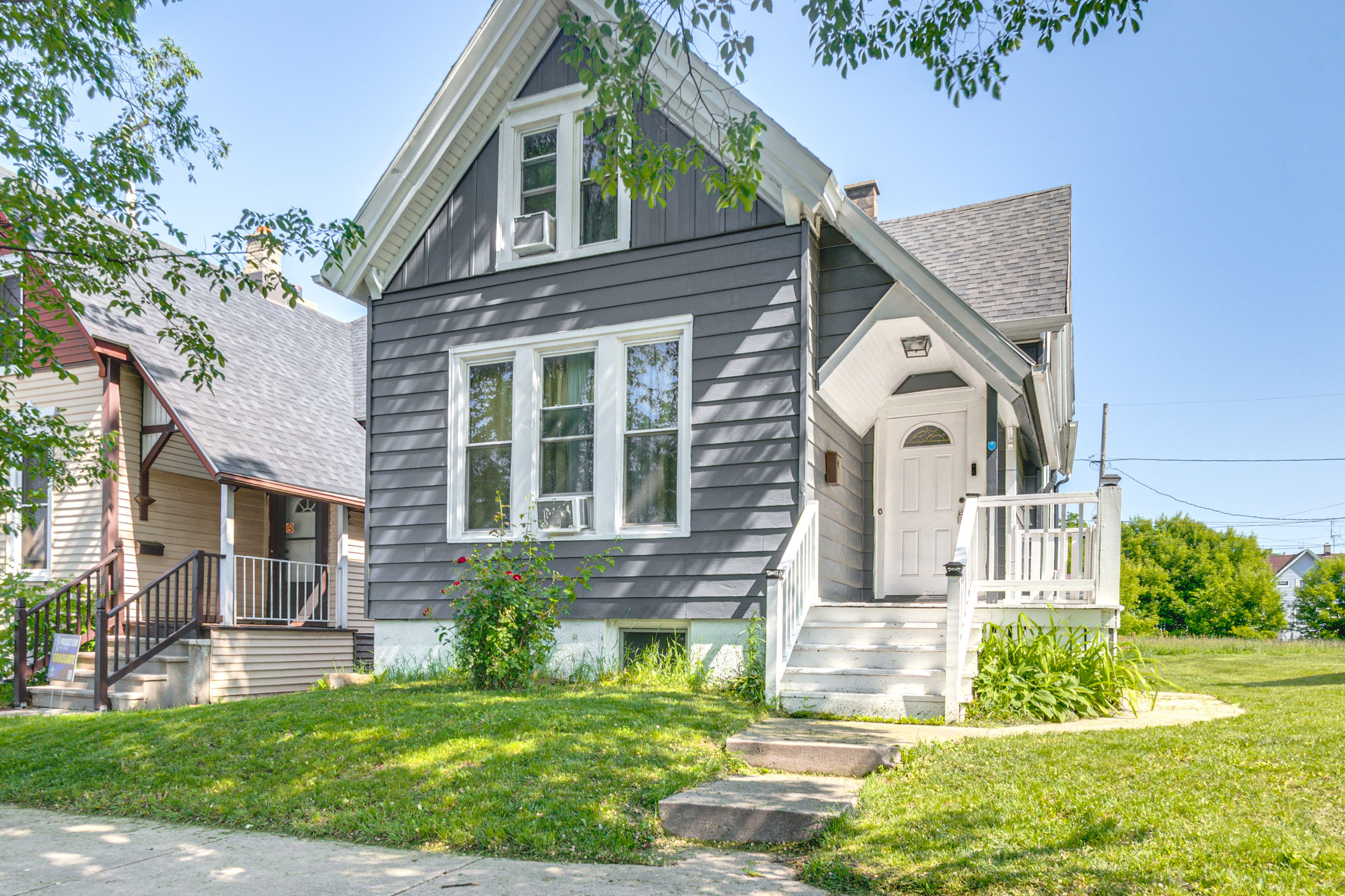 Milwaukee Vacation Rental | 4BR | 1.5BA | 1,582 Sq Ft | 8 Steps to Enter
