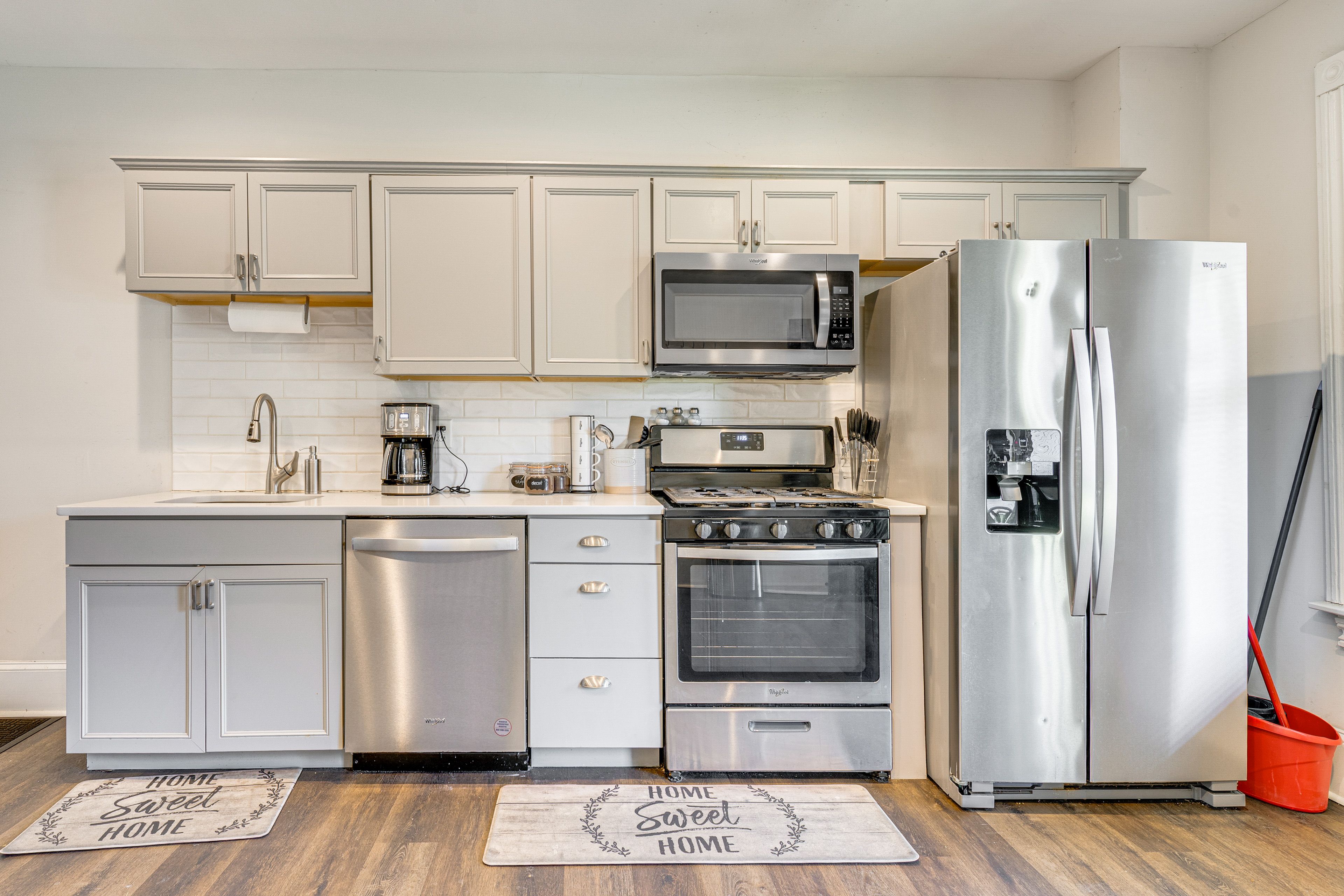 Kitchen | Desk | Free WiFi | Air Conditioning/Heating Units