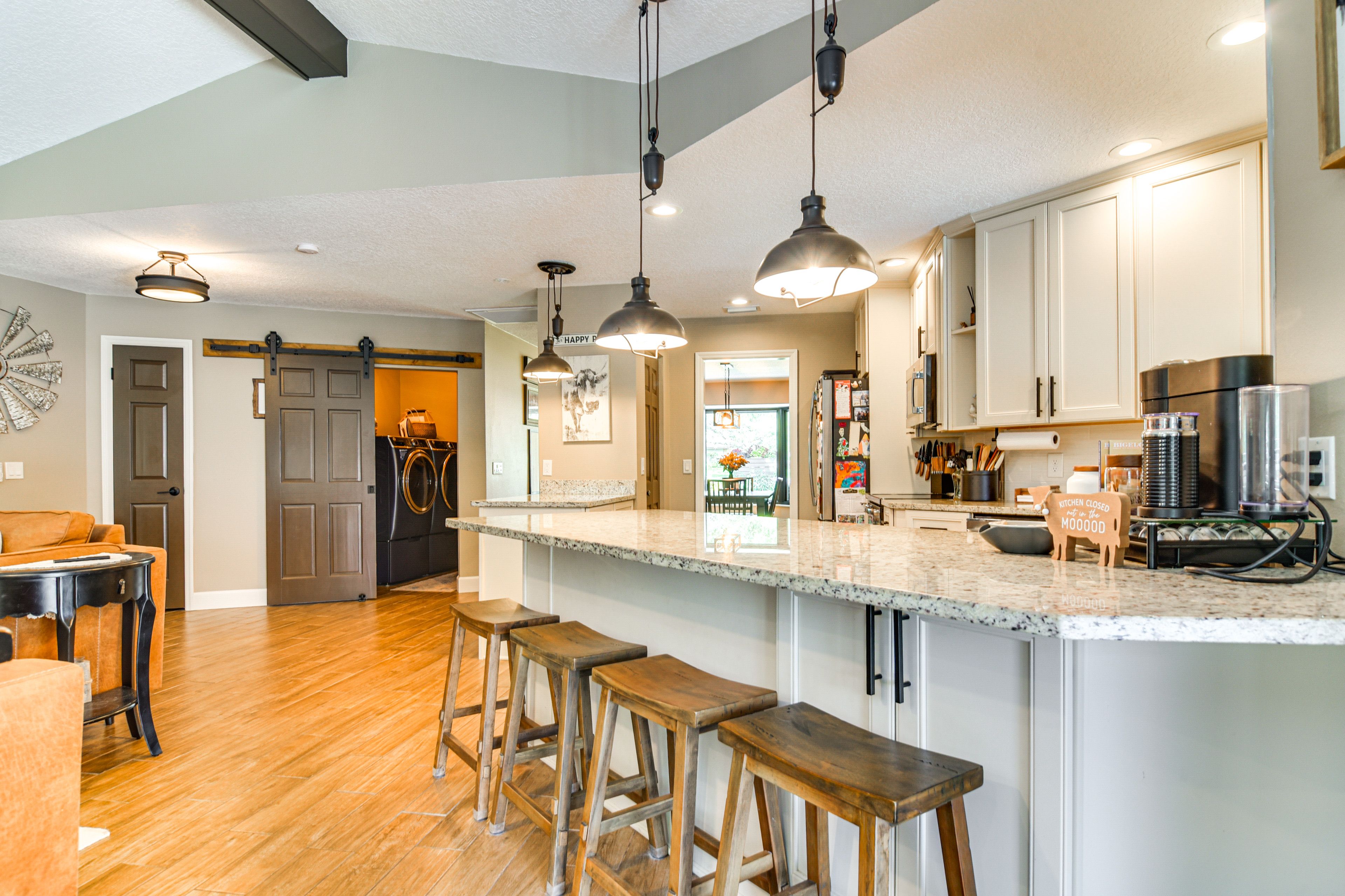 Kitchen | Stove/Oven | Refrigerator | Dishwasher