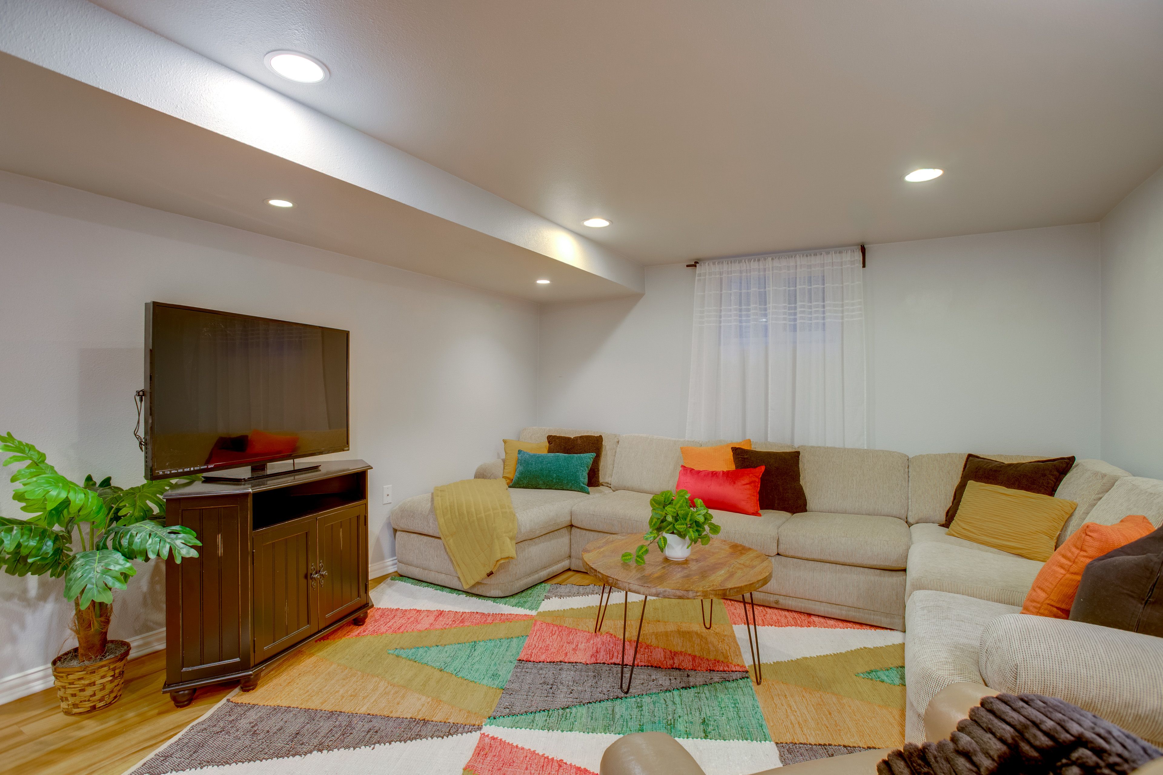 Multi-Level Home | Multiple Living Spaces | Books/Board Games