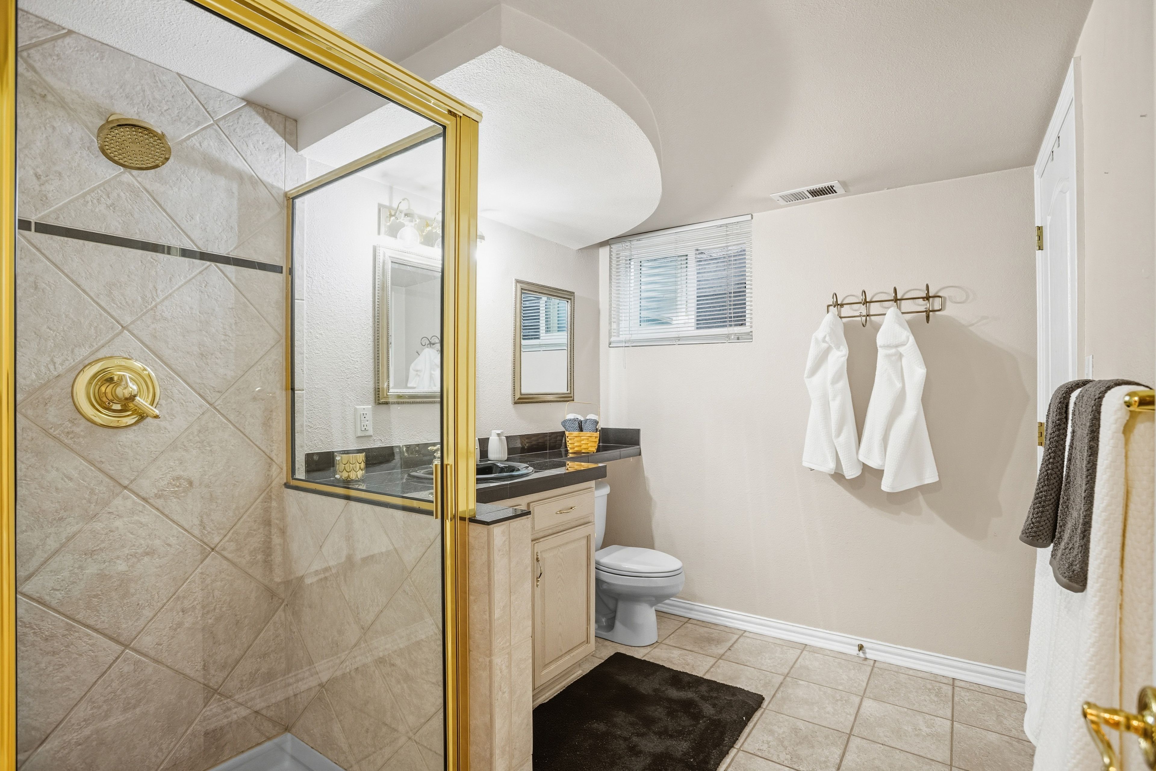 Full Bathroom | Lower Level | Complimentary Toiletries