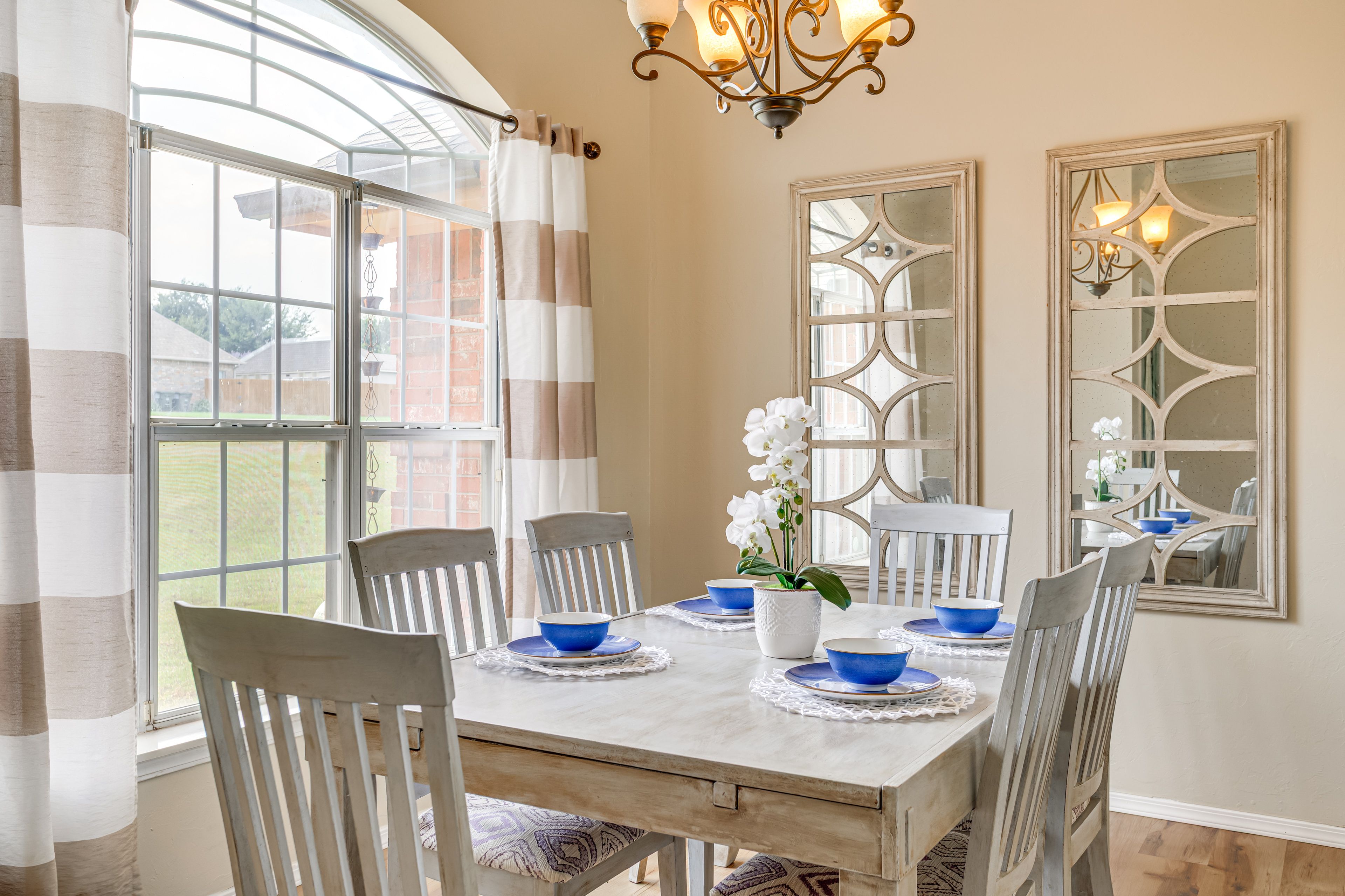 Edmond Vacation Rental | 2BR | 2BA | 2,300 Sq Ft | Step-Free Access