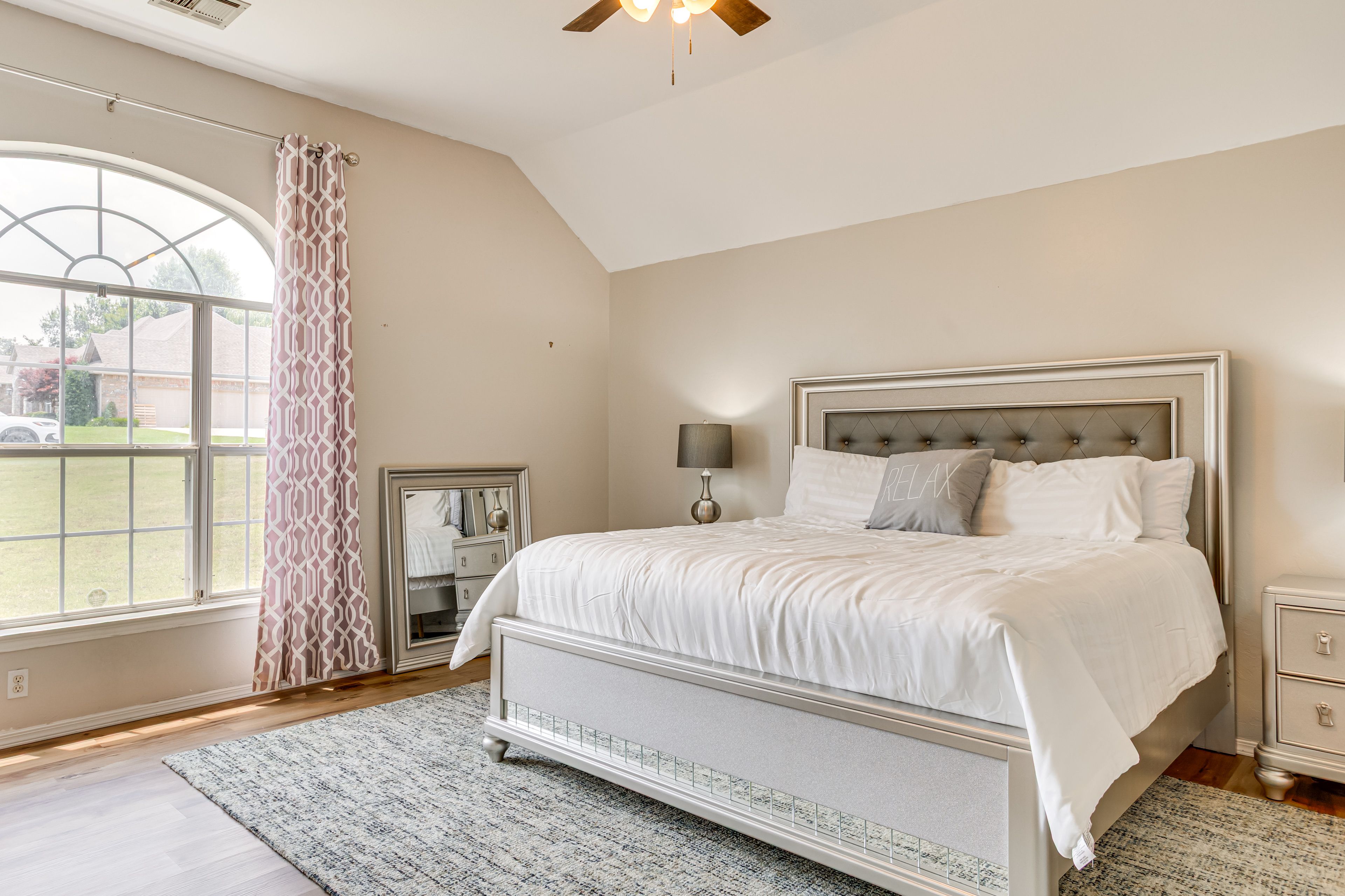 Bedroom 1 | King Bed | Linens Provided