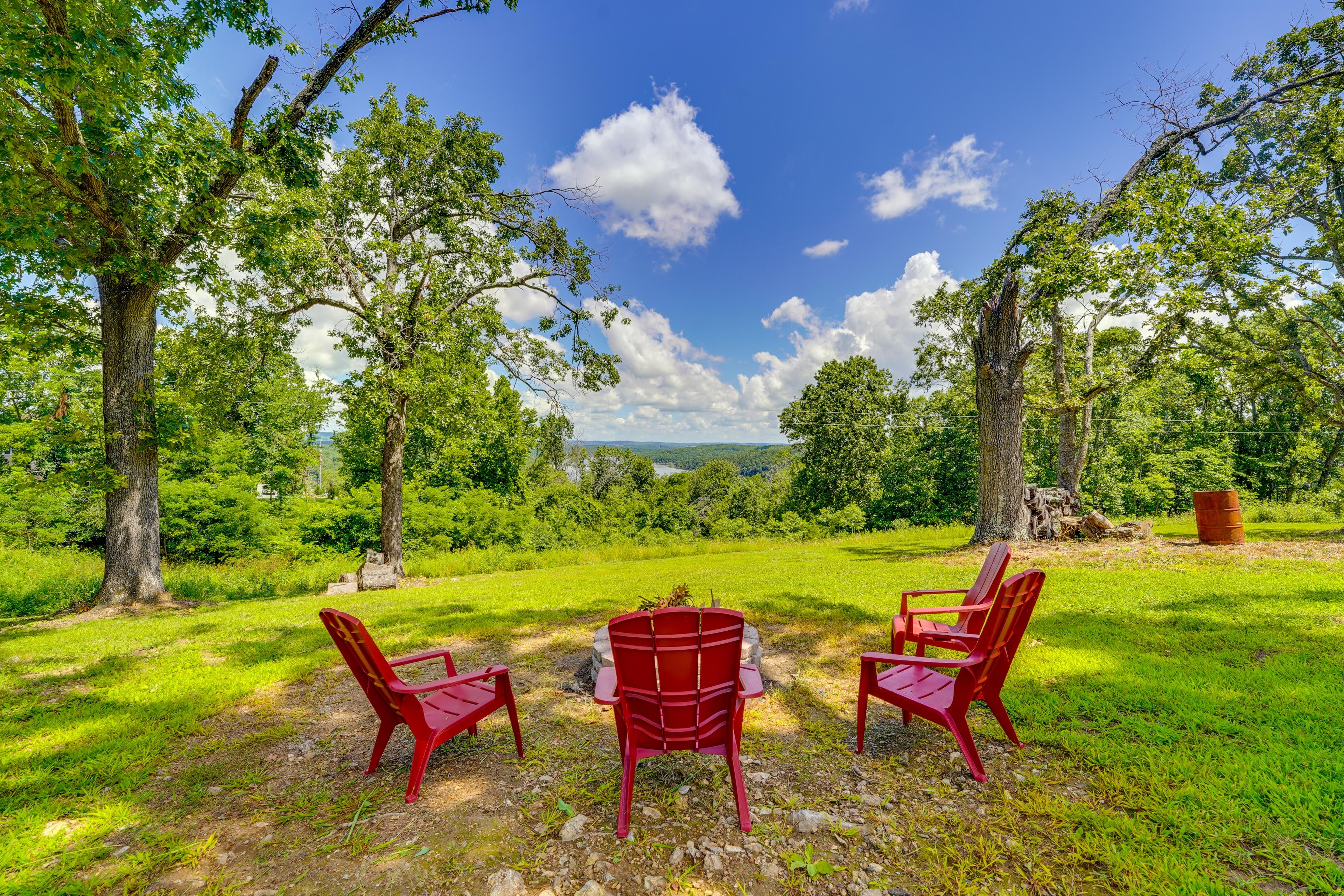 Golden Vacation Rental | 3BR | 2BA | 1,150 Sq Ft | 1 Step to Enter