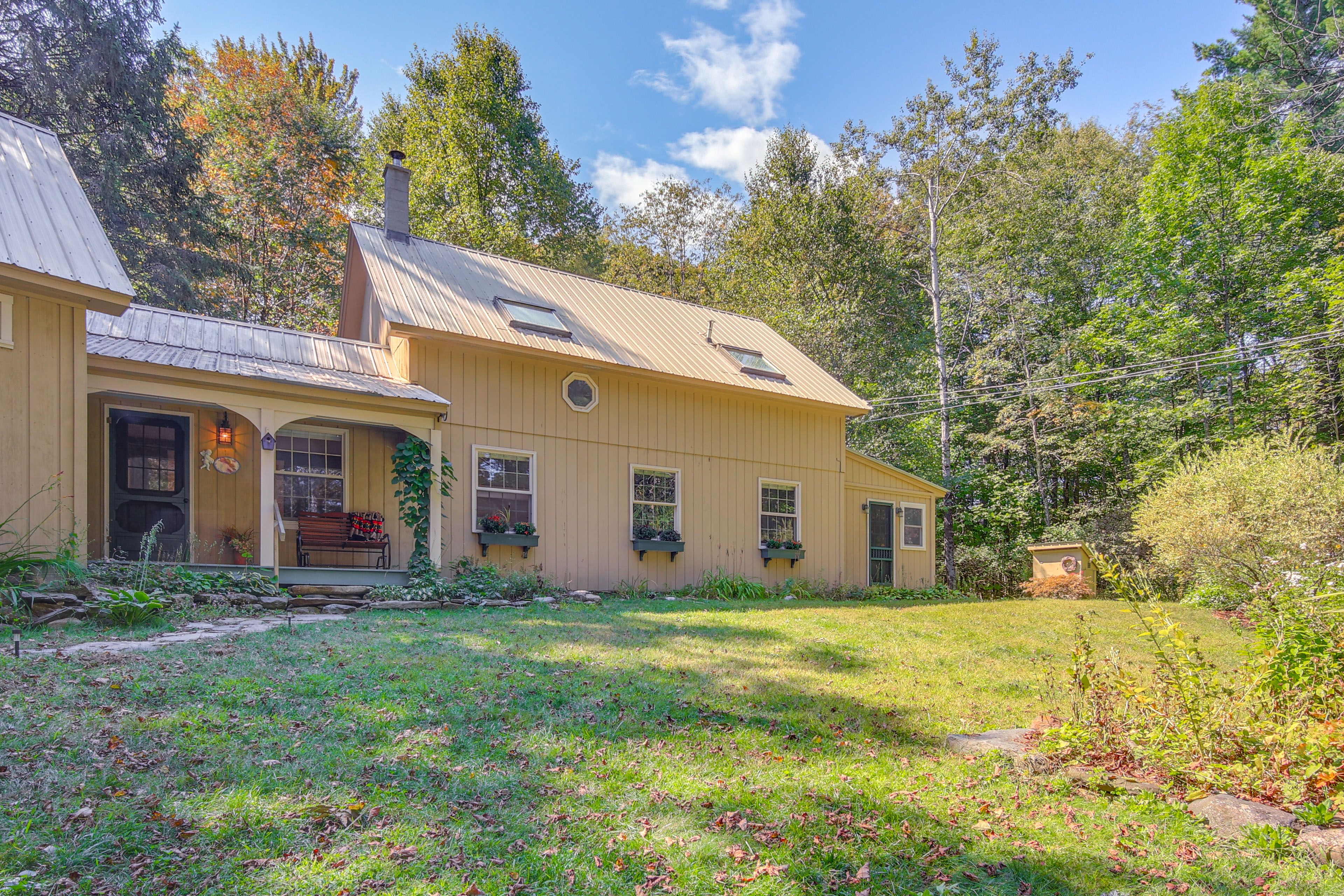 Newfane Vacation Rental | 4BR | 1.5BA | 1,850 Sq Ft | 4 Steps to Access