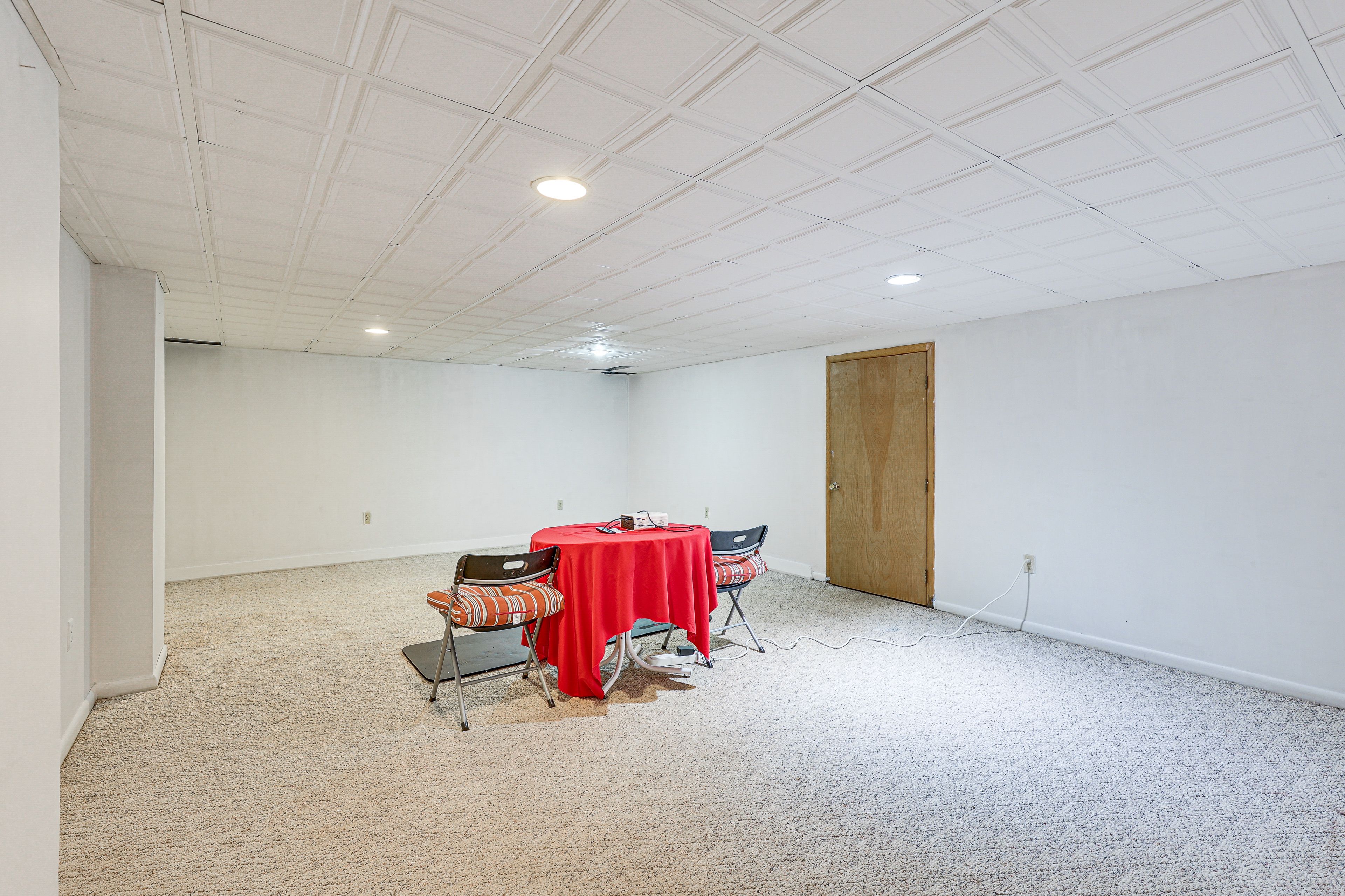 Basement | Projector