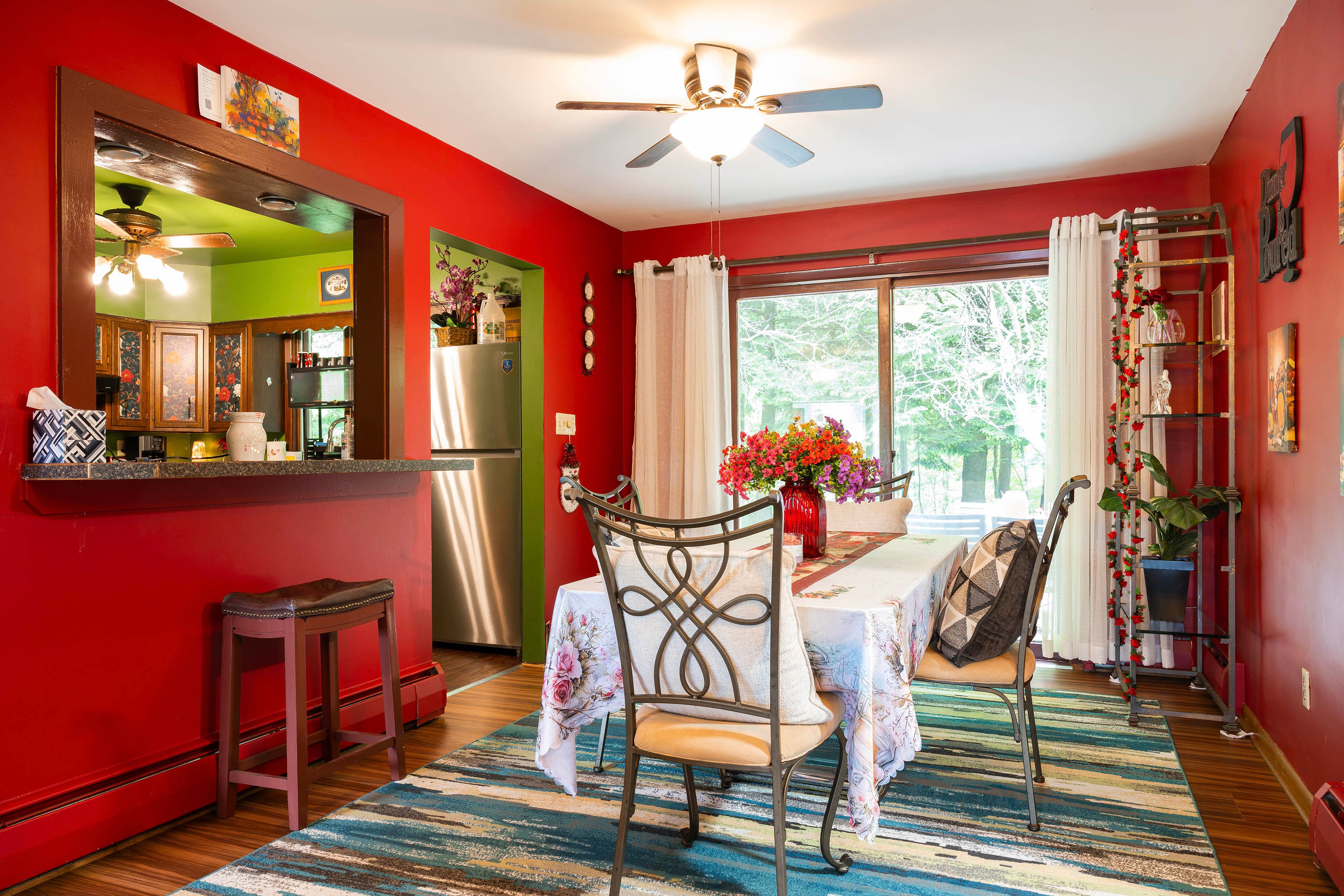 Dining Table | Dishware & Flatware | 1st Floor
