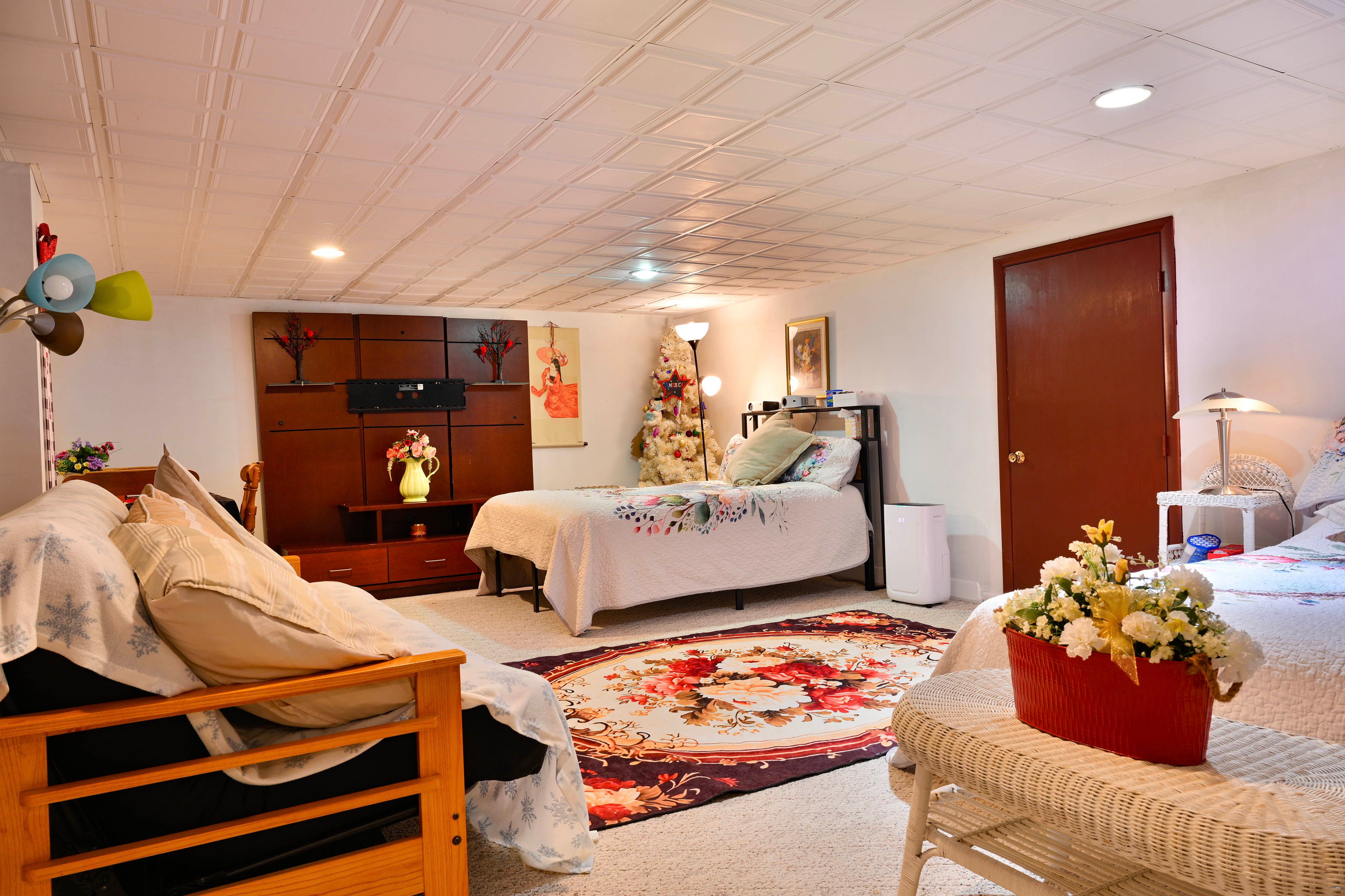 Basement | Bedroom 4 | 2 Full Beds | Futon | Lower Floor