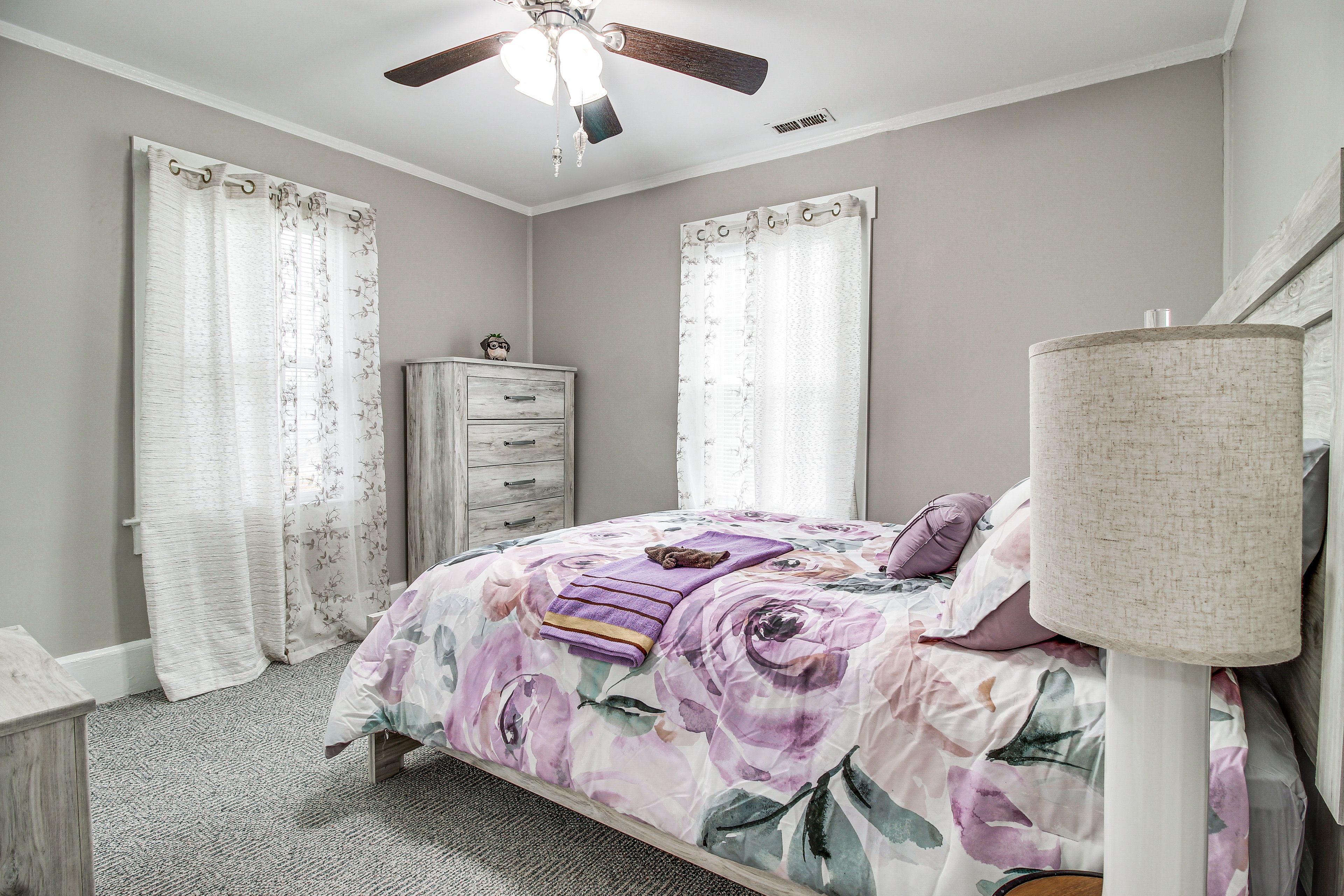 Bedroom 1 | Queen Bed | Linens Provided