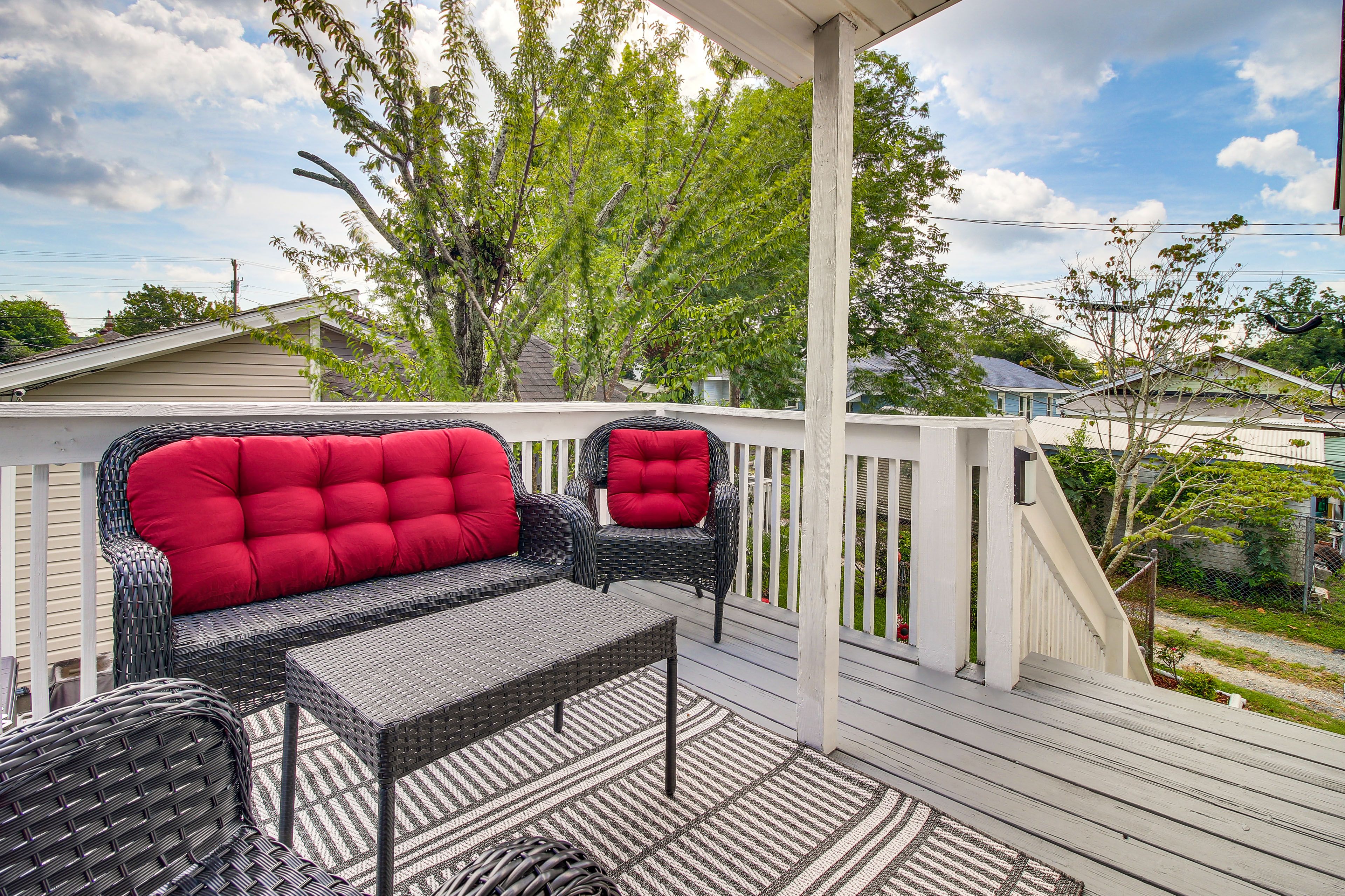 Porch | Outdoor Seating