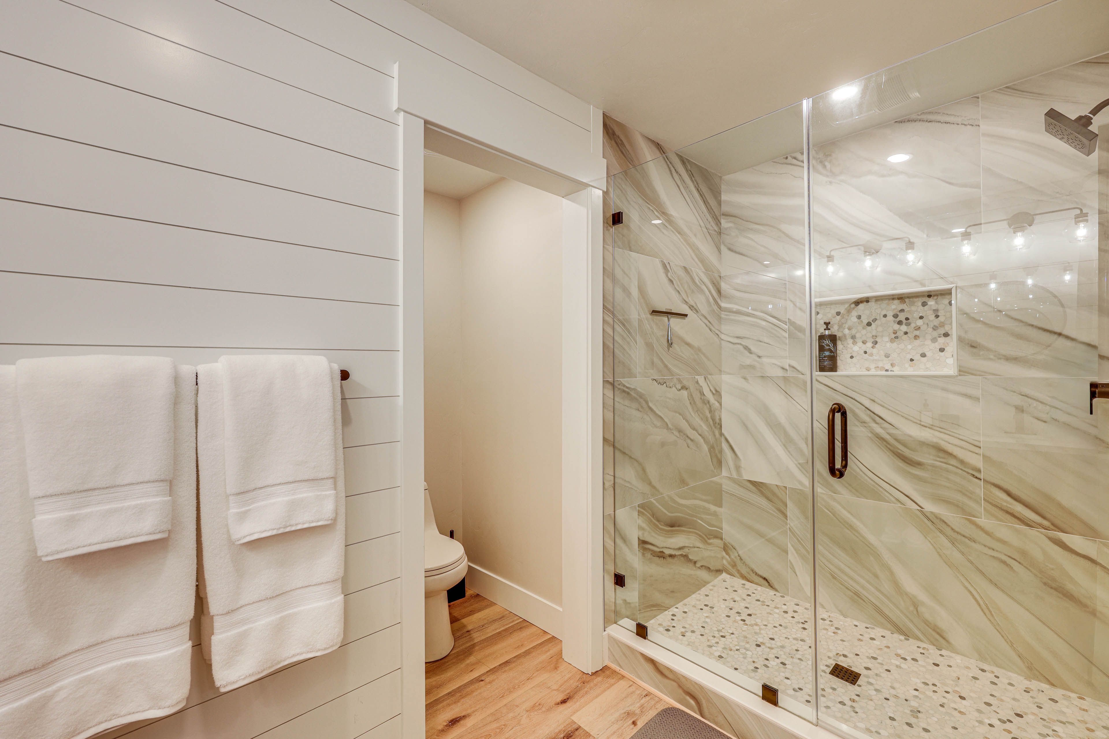 En-Suite Bathroom | Lower Floor | Towels Provided