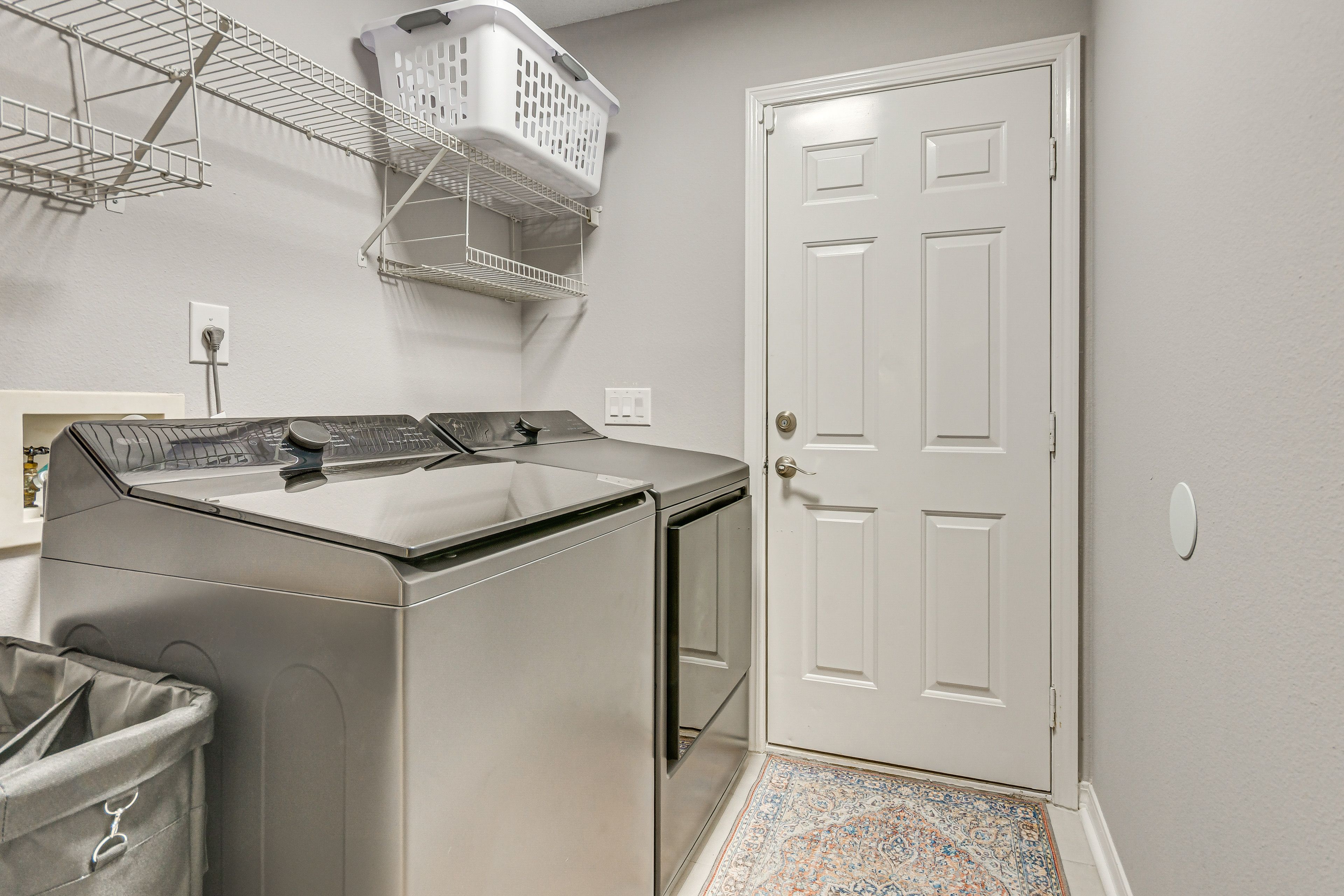 Washer & Dryer