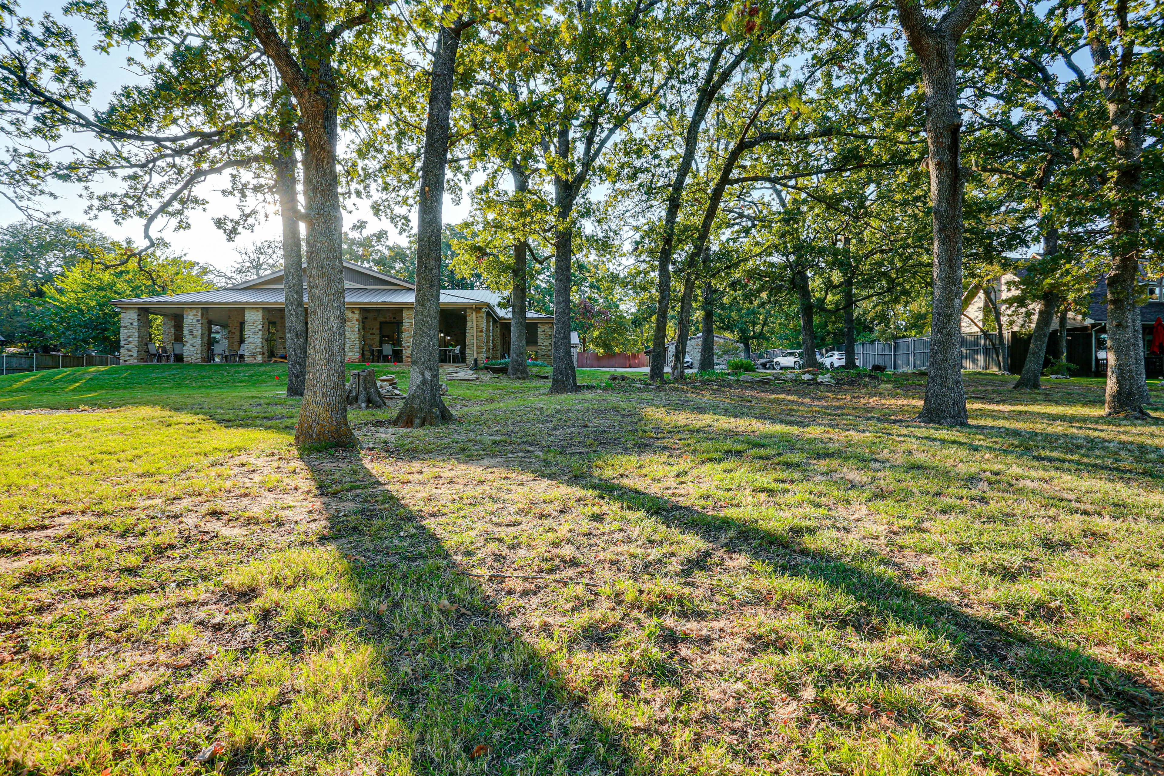 Parking | Garage (2 Vehicles) | Driveway (8 Vehicles)