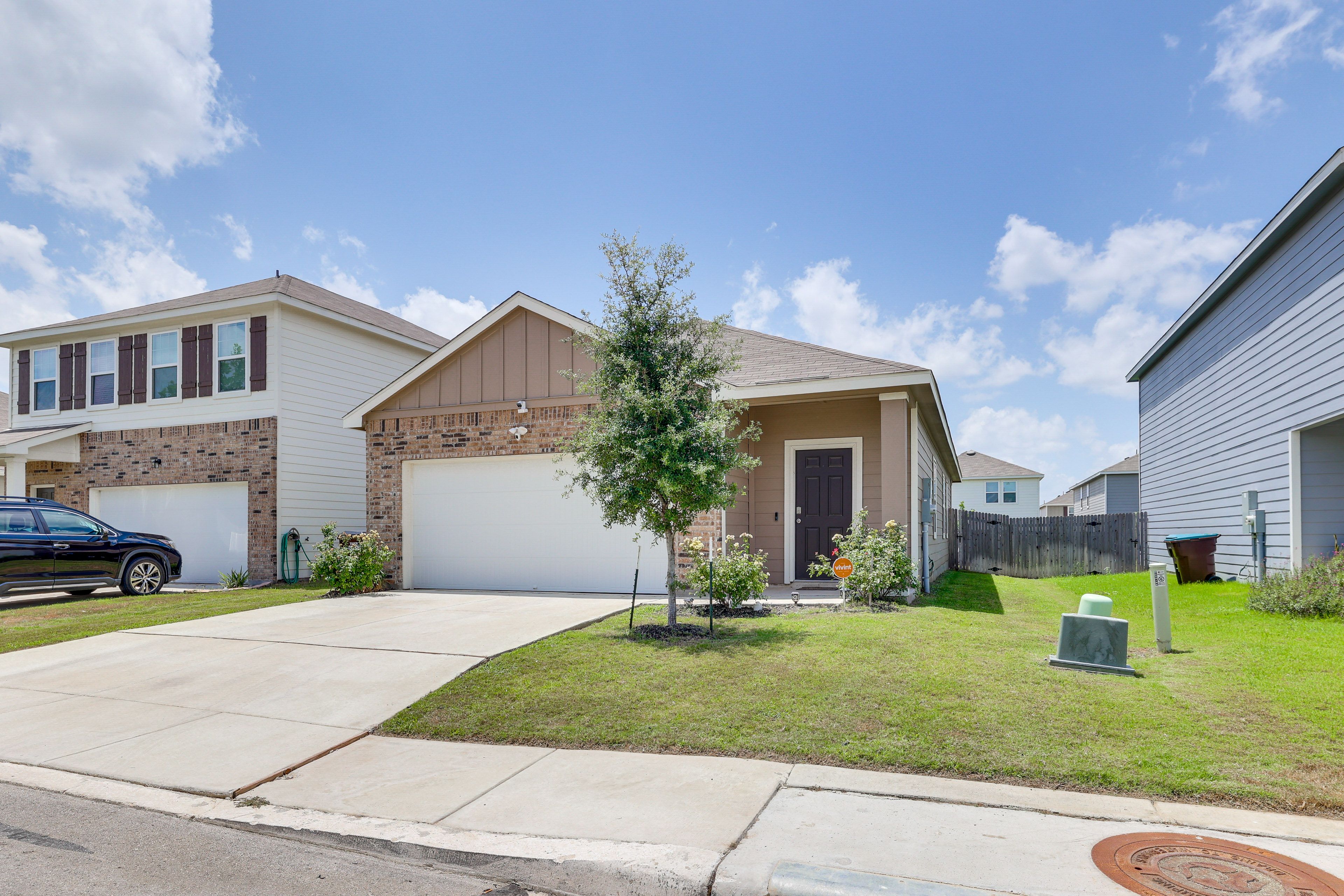 San Antonio Vacation Rental | 3BR | 2BA | 1,401 Sq Ft | 1 Step to Enter