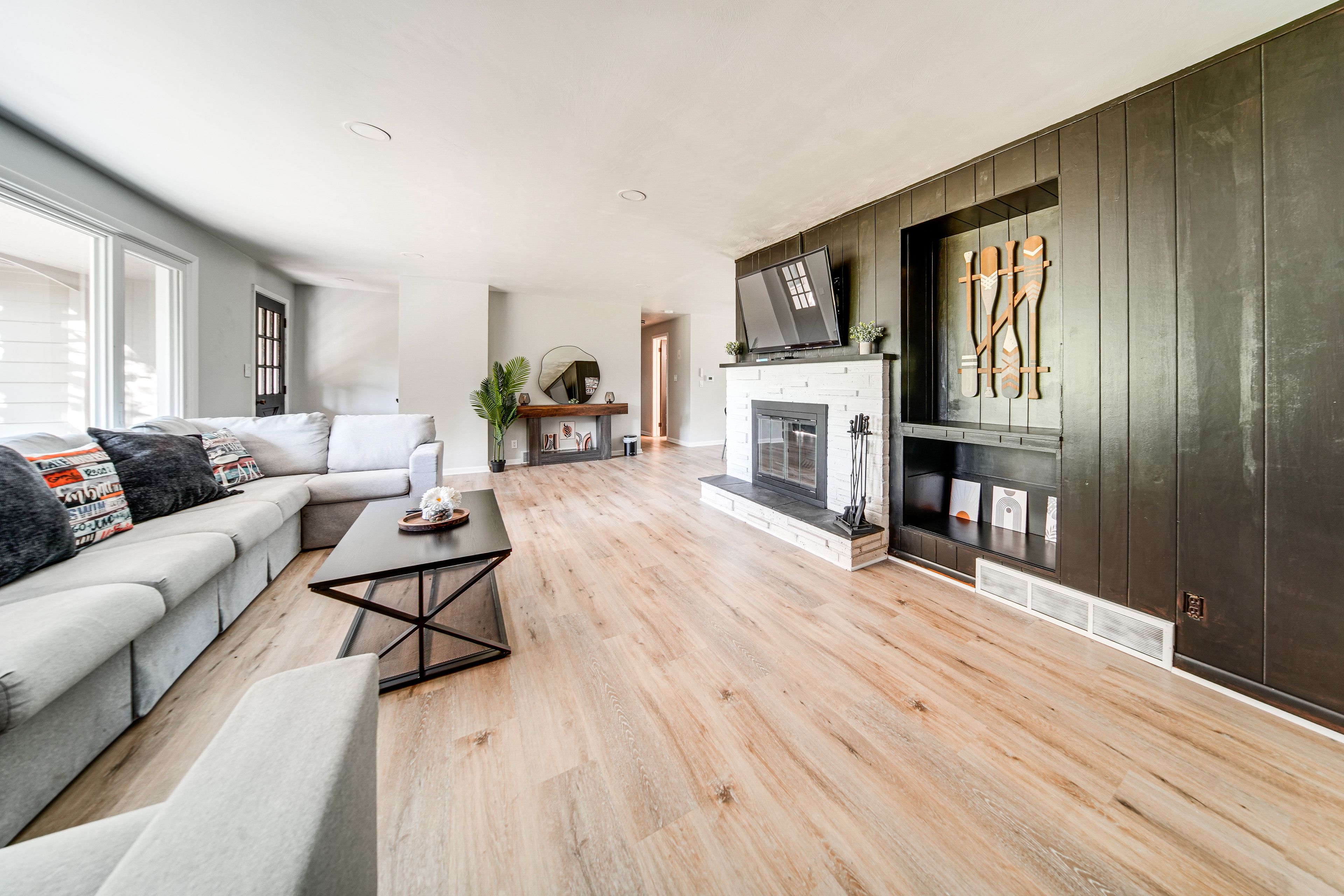 Living Room | Single-Story Home | Gas Heating | Free WiFi