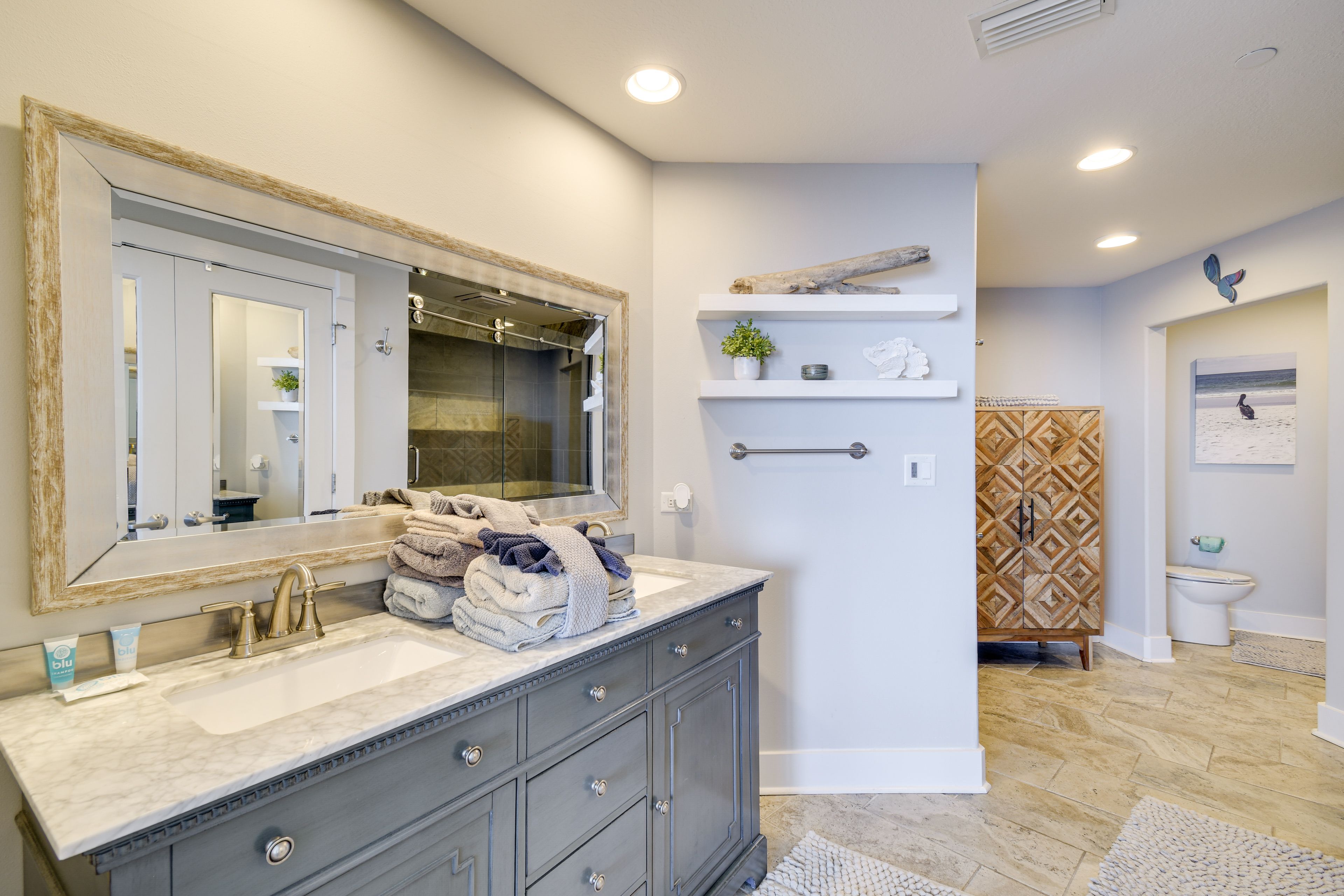 En-Suite Bathroom | Bluetooth in Shower | Towels Provided