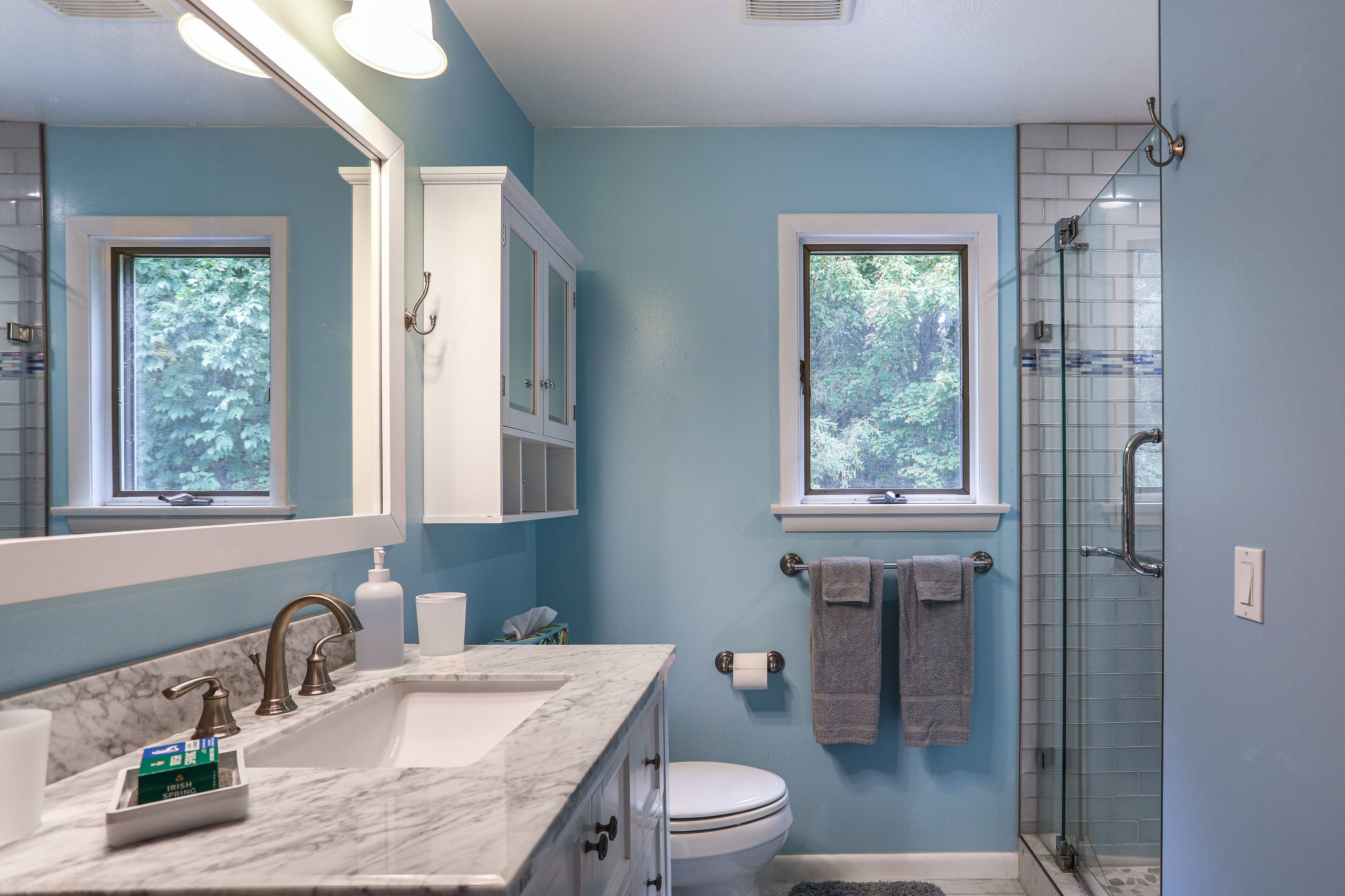 Full Bathroom | 2nd Floor