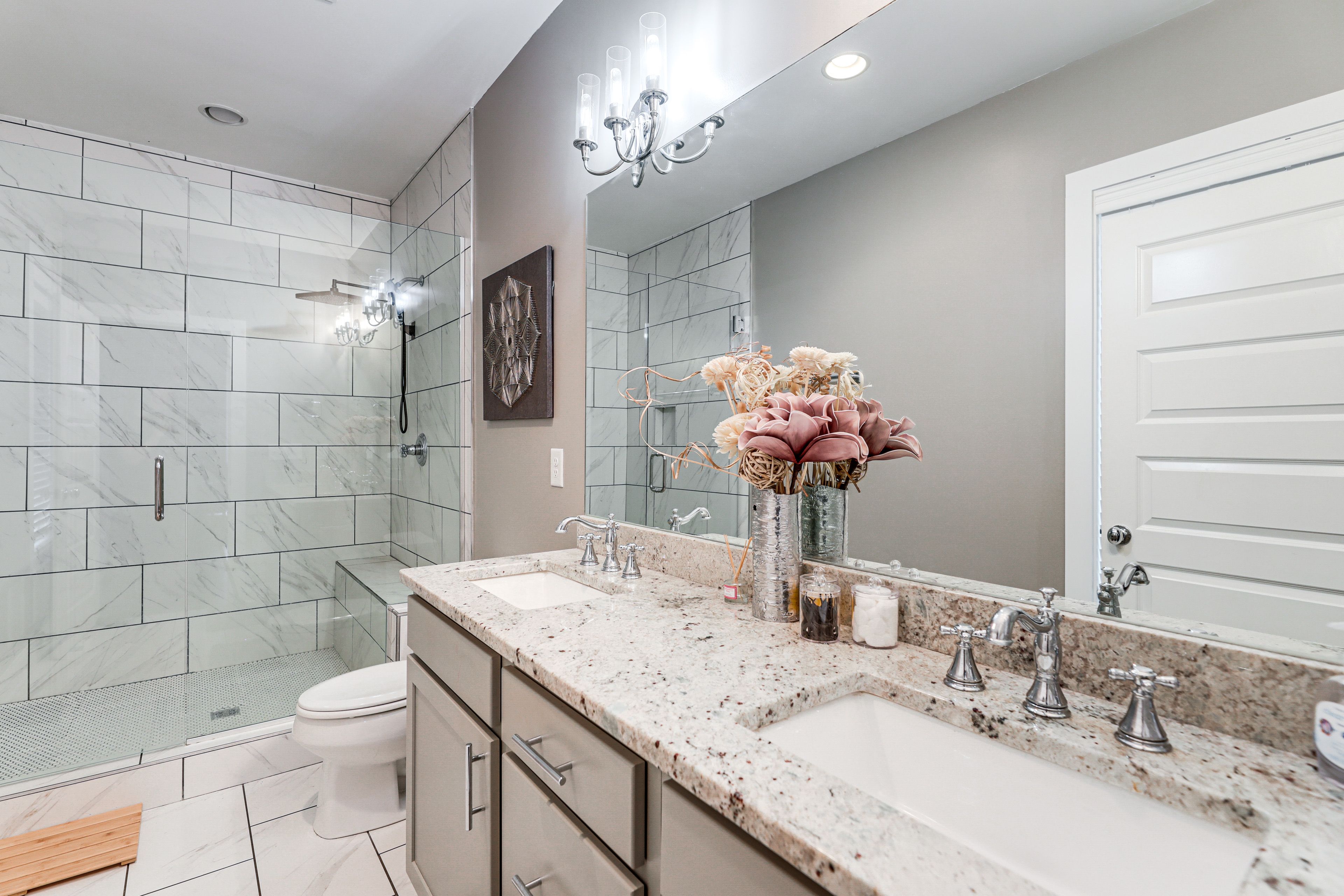 En-Suite Bathroom | 2nd Floor | Towels Provided
