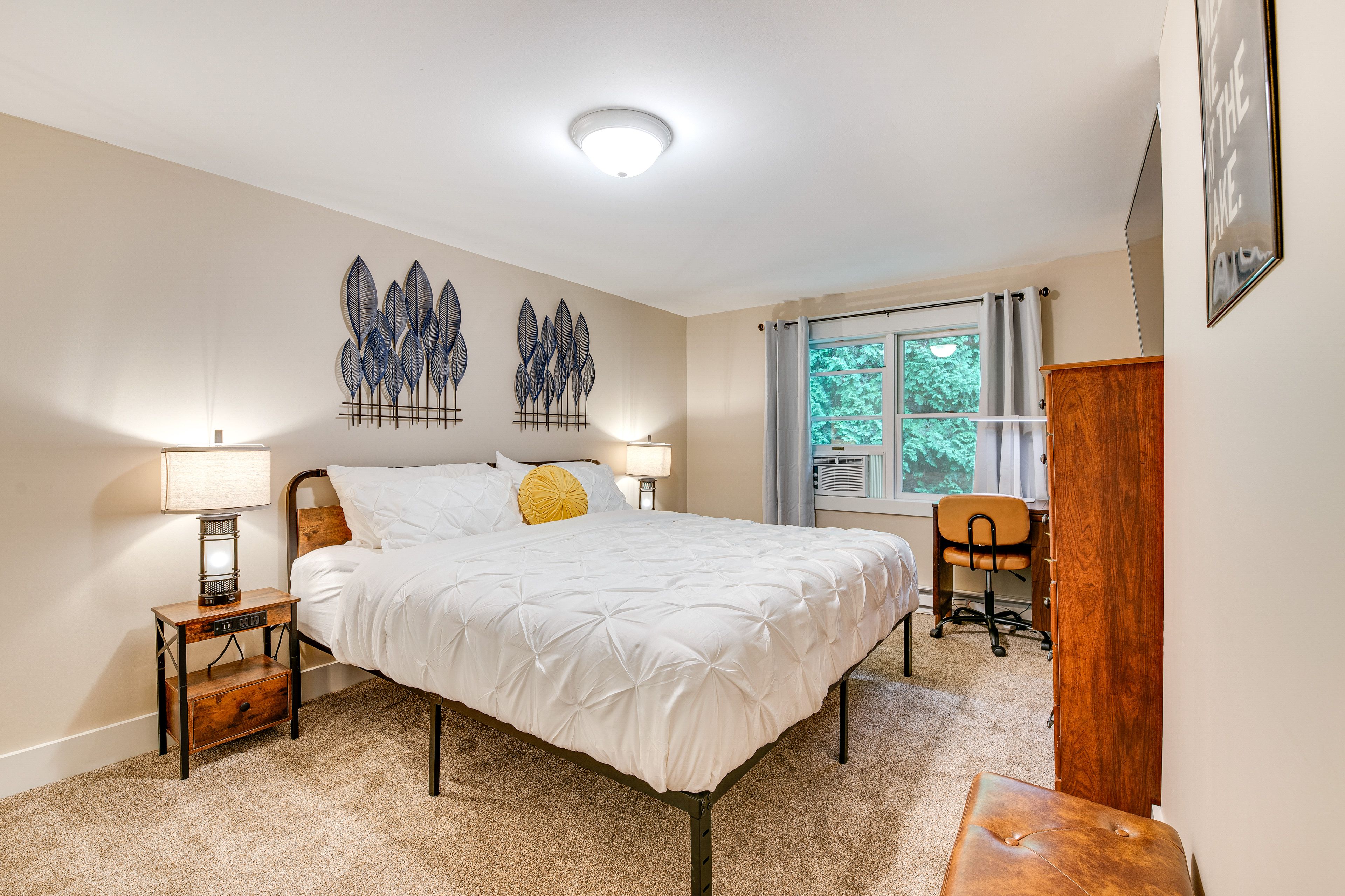 Bedroom 4 | King Bed | 2nd Floor