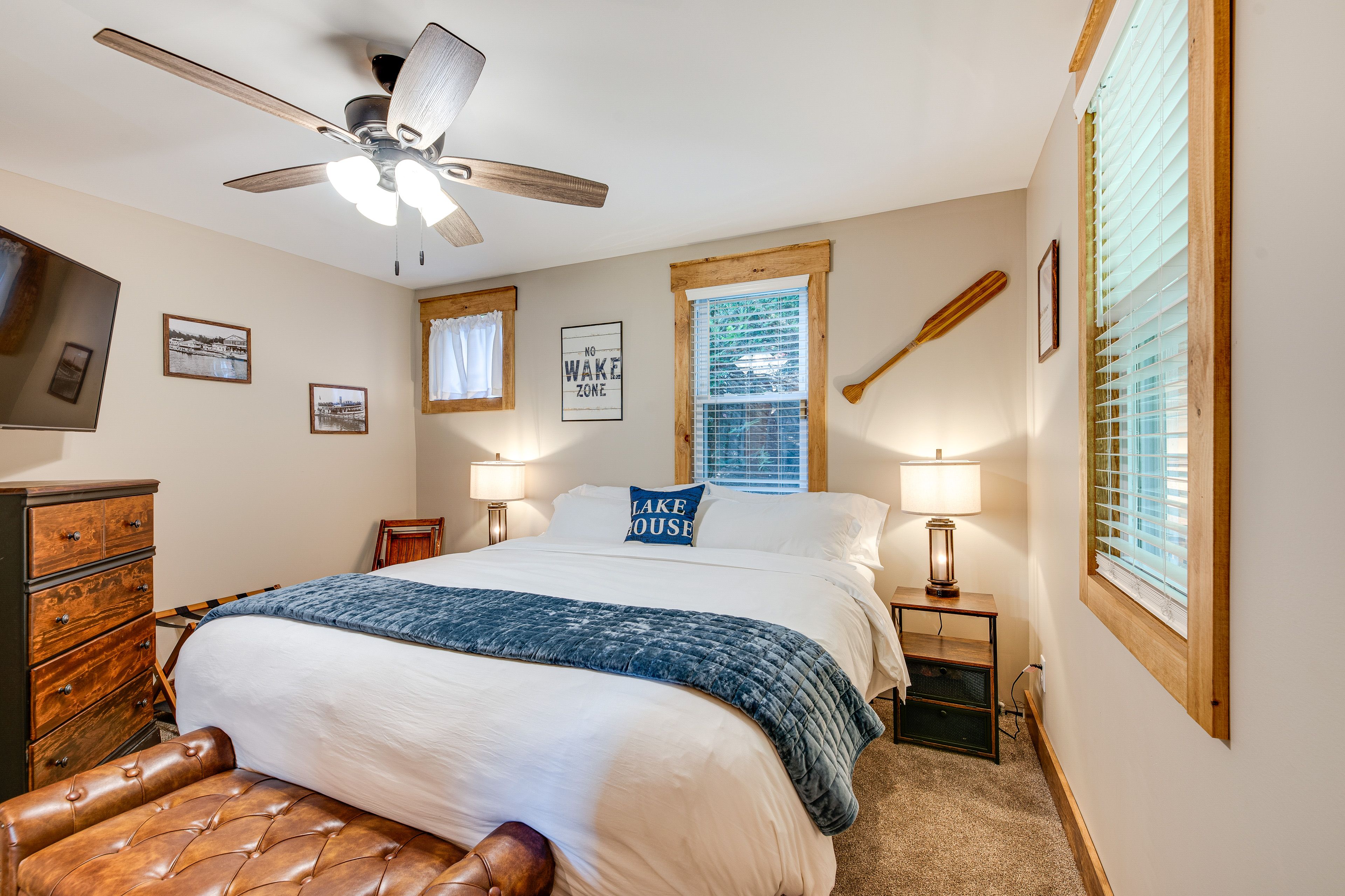 Bedroom 1 | King Bed | Linens Provided | 1st Floor