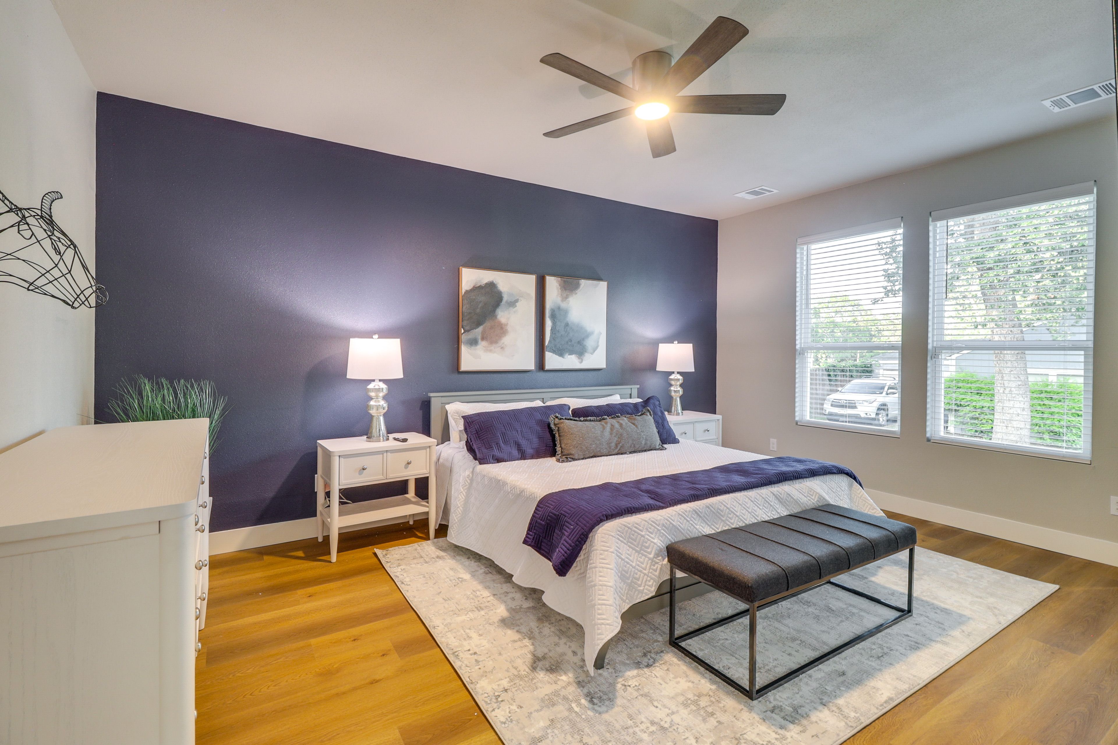 Bedroom 1 | King Bed | 1st Floor