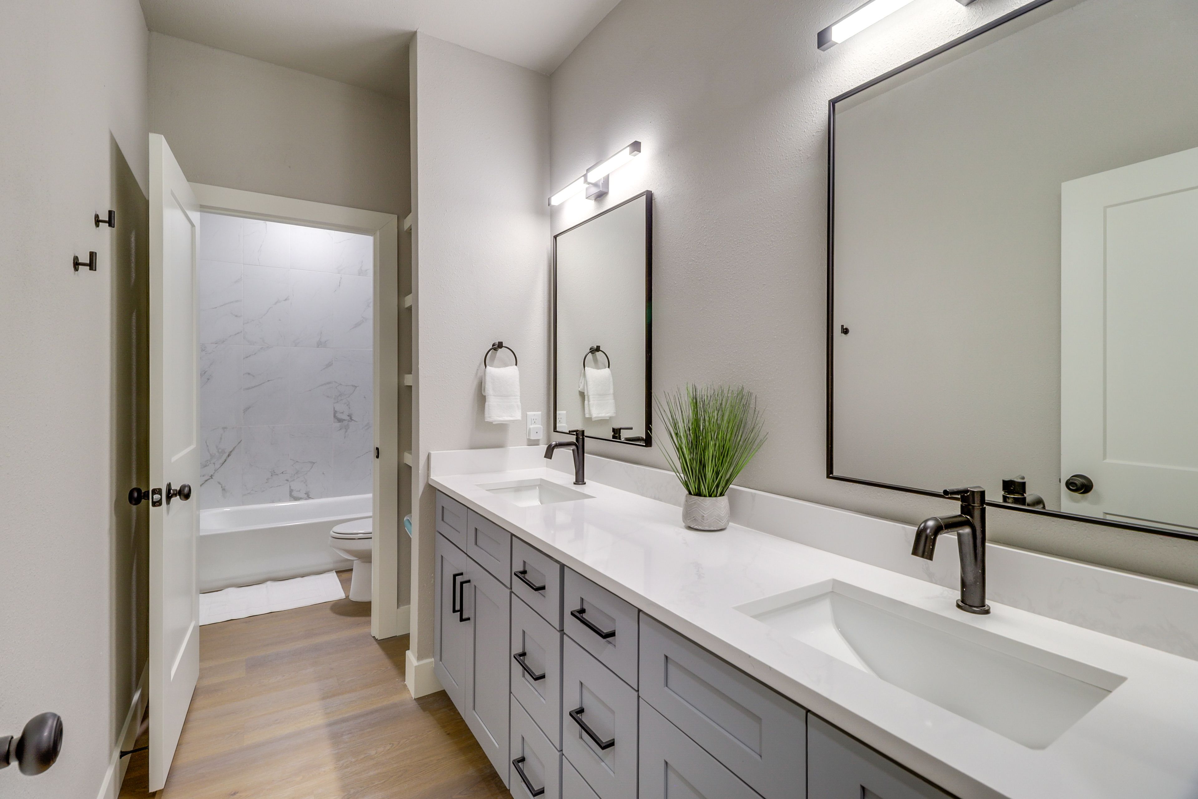 Jack-and-Jill Bathroom | 2nd Floor