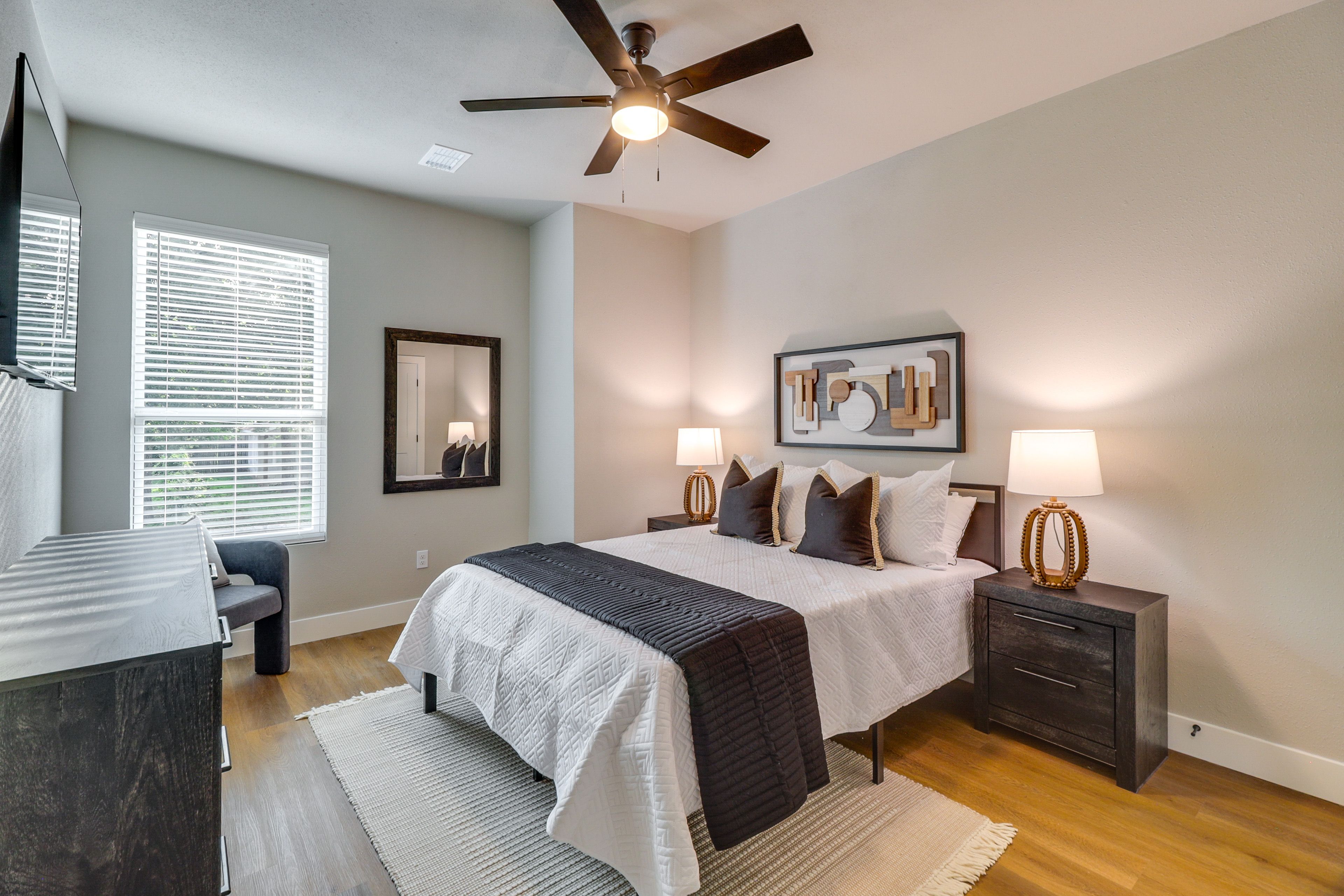 Bedroom 2 | Queen Bed | 2nd Floor