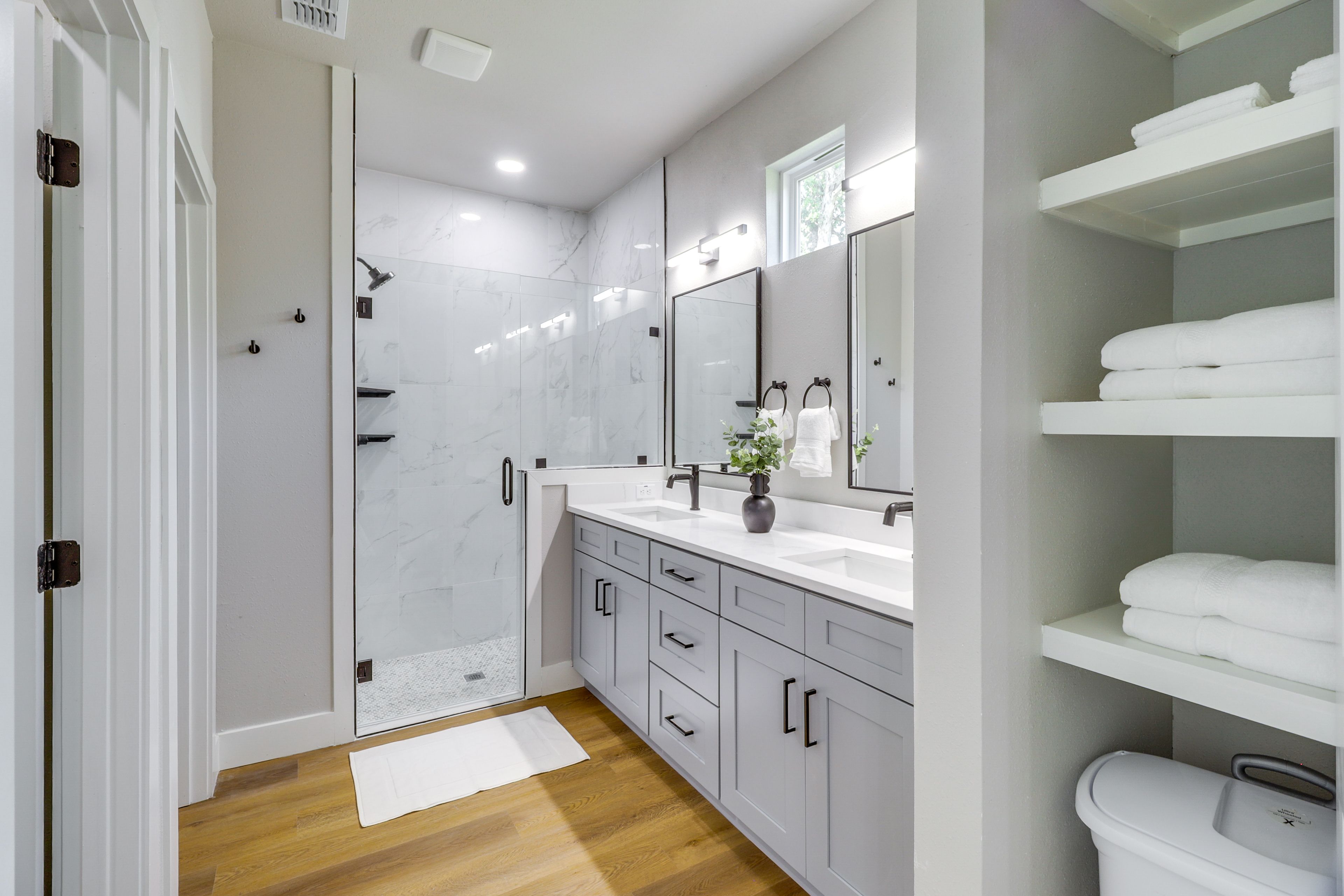 En-Suite Bathroom | 1st Floor