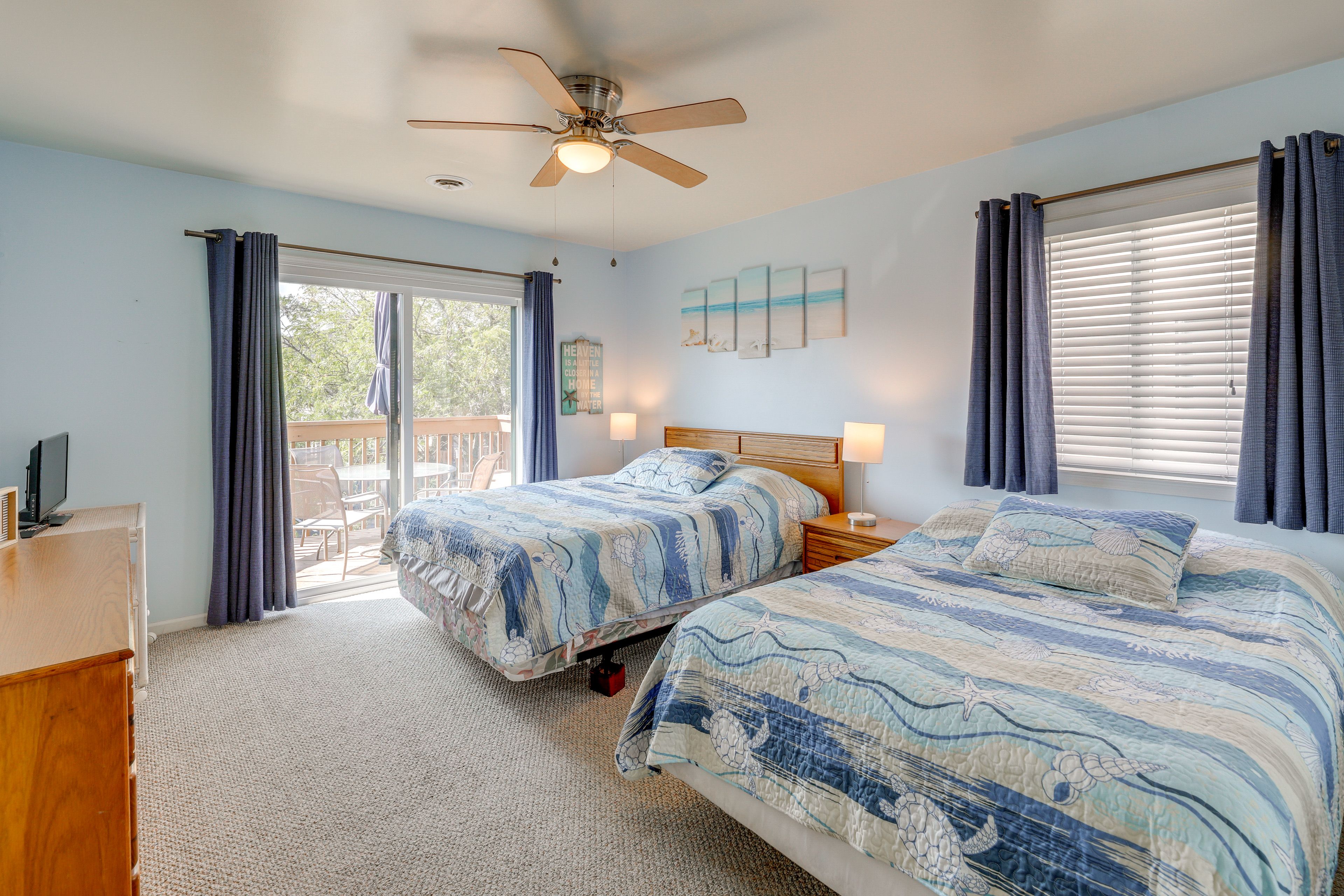 Bedroom 2 | Queen Bed | Full Bed | Smart TV | Balcony Access