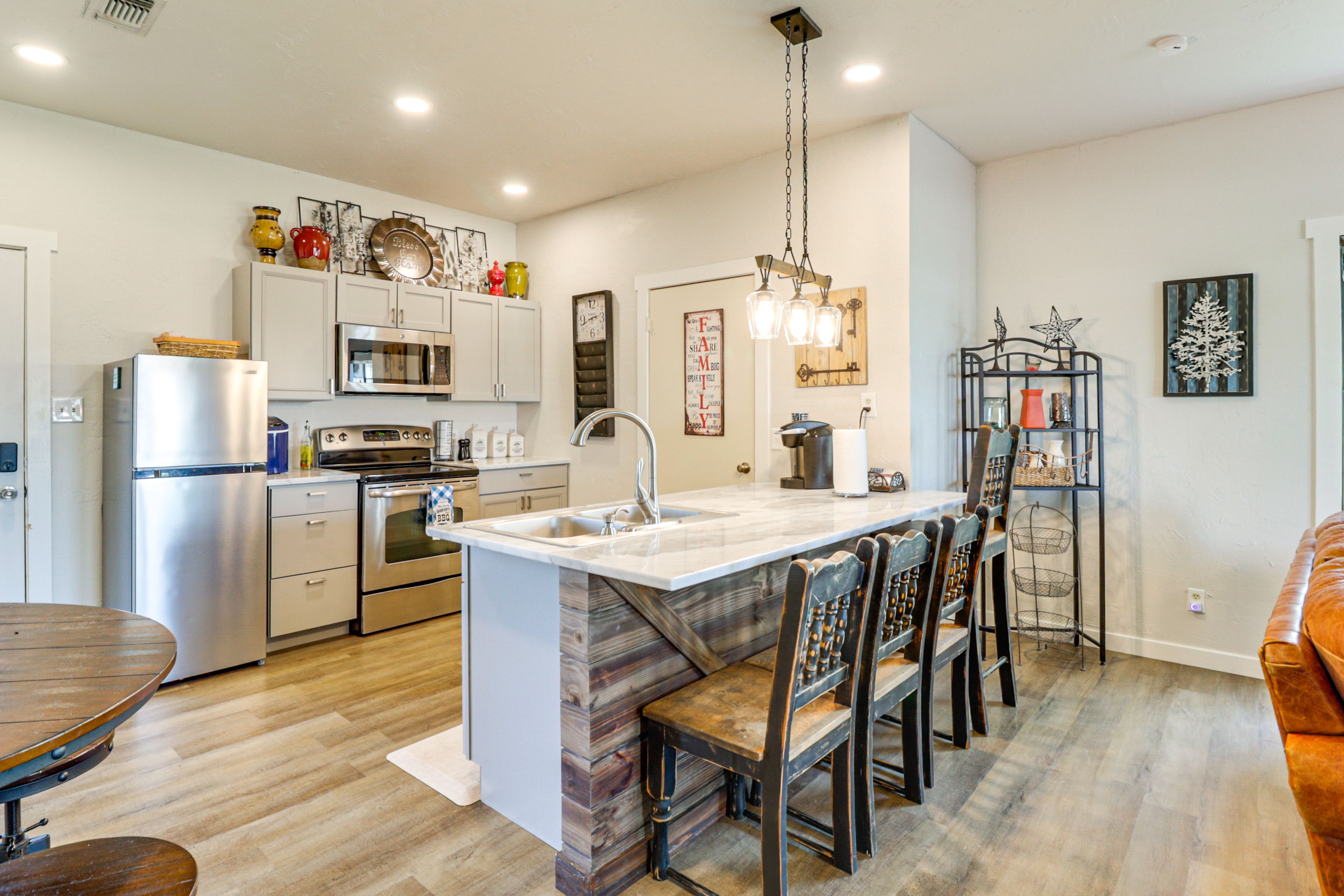 Kitchen | Dining Table | Breakfast Bar | Cooking Basics | Keurig Coffee Maker