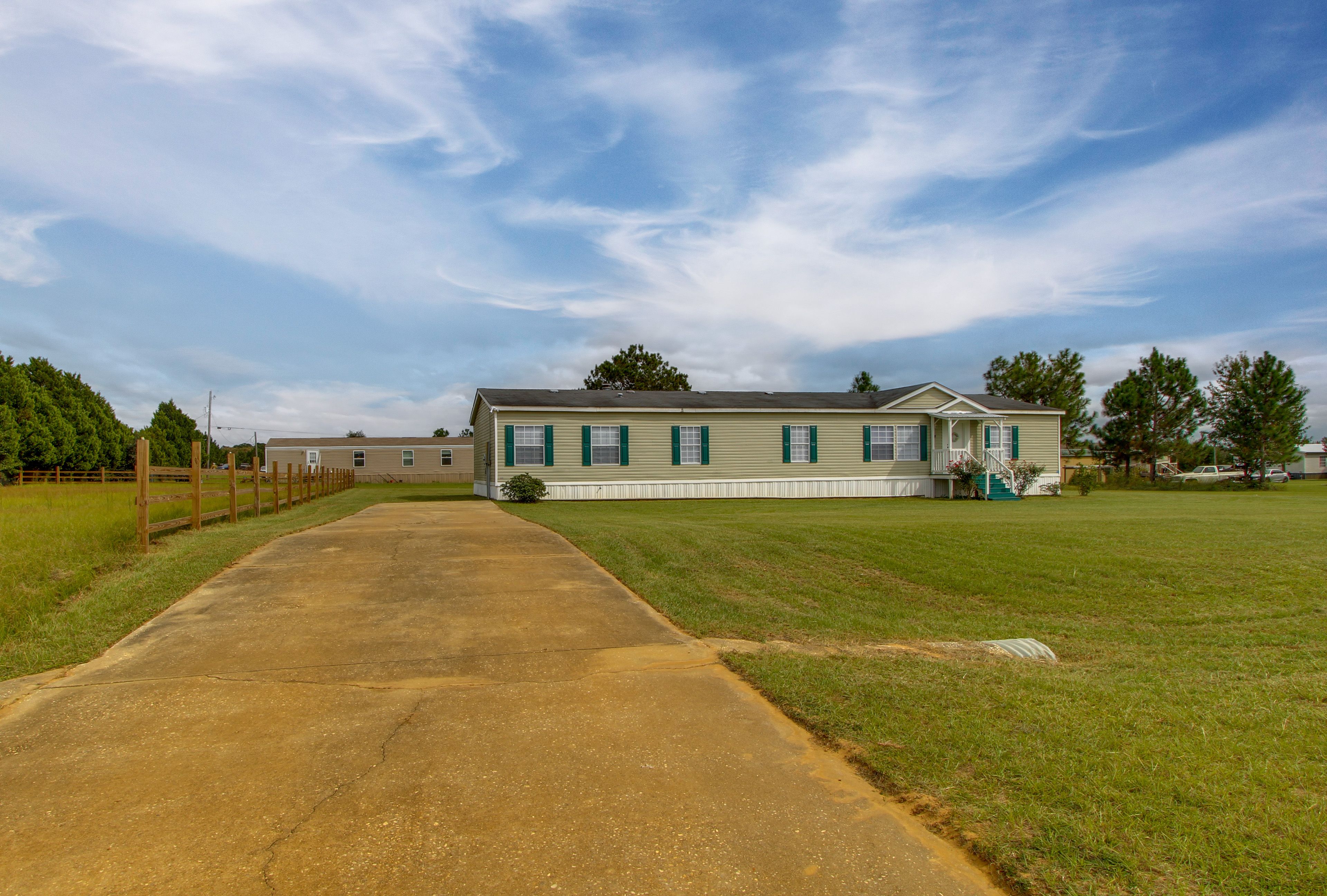 Parking | Driveway (3 Vehicles)