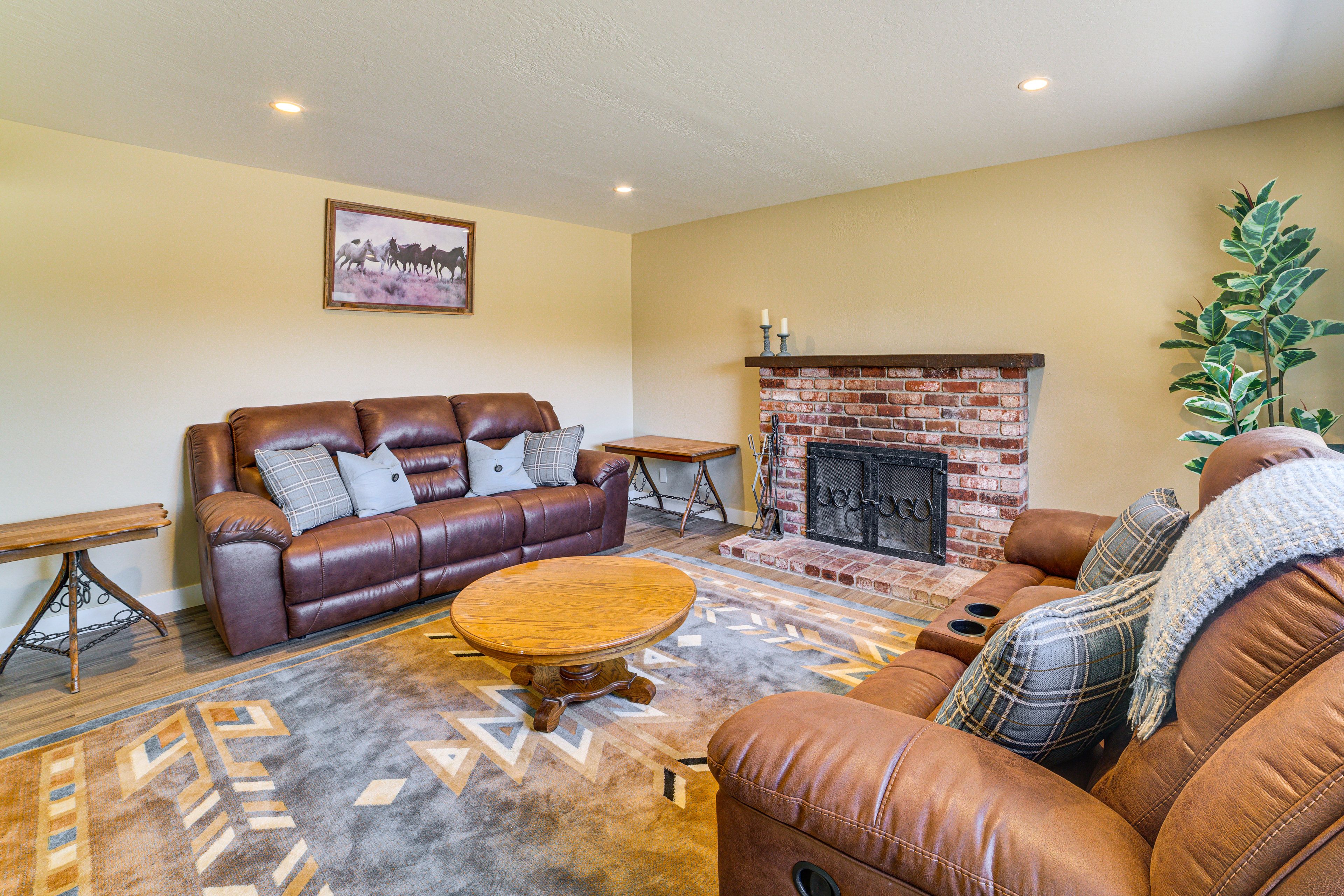 Living Room | Fireplace | Hillside Views