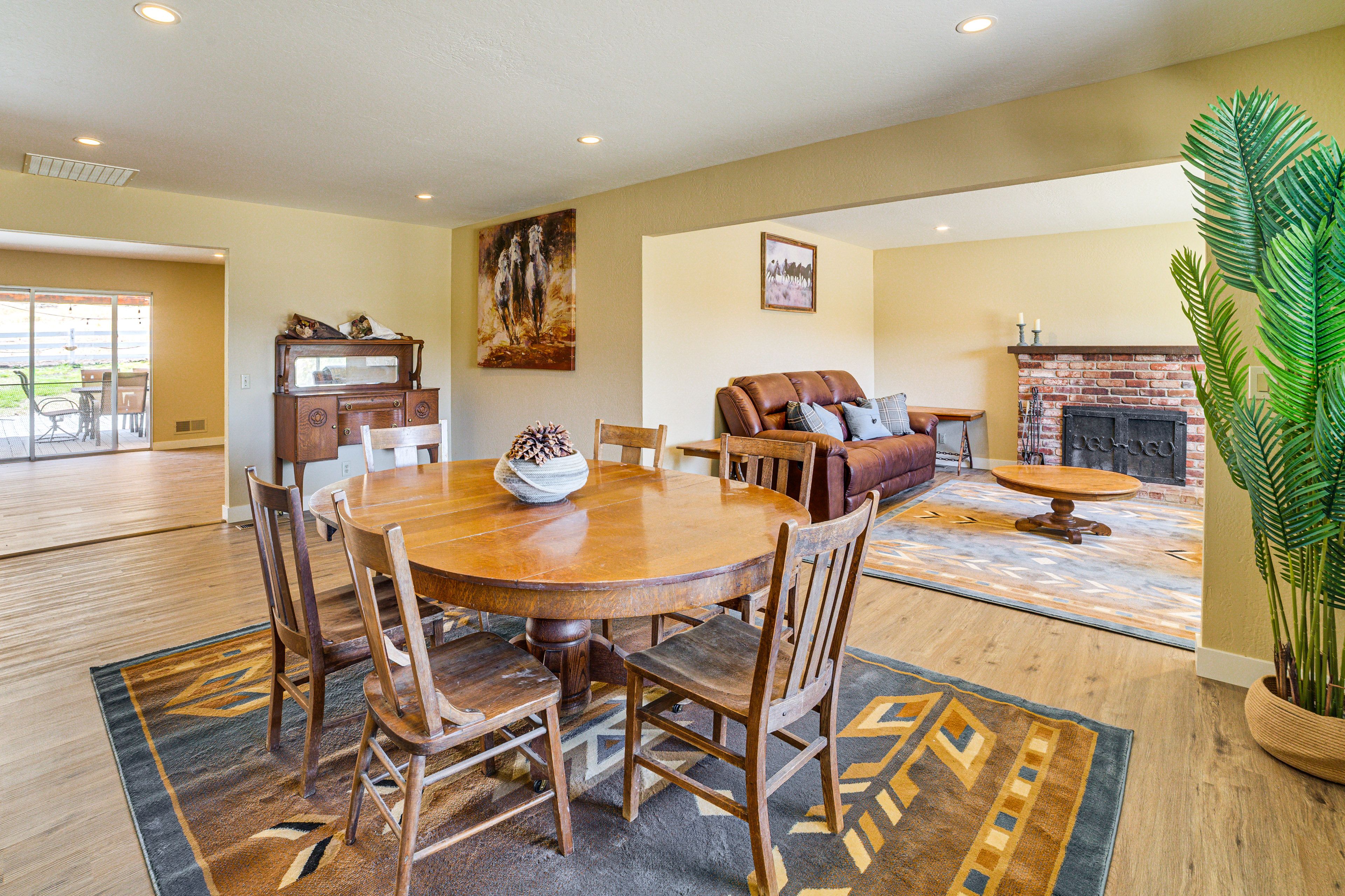 Dining Area/Living Room | Single-Story Home | Open Floor Plan | Central Heating