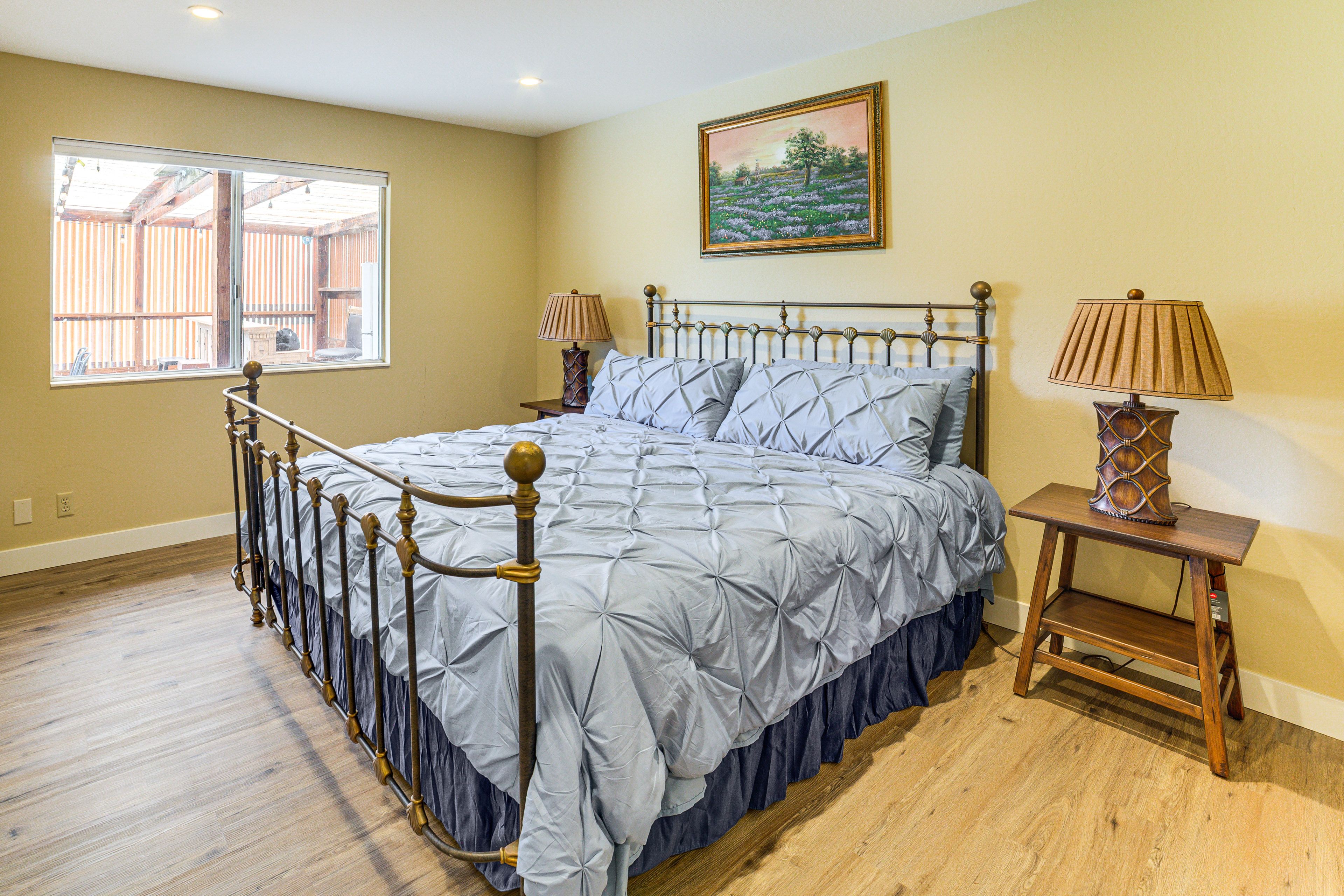 Bedroom 1 | King Bed | Linens Provided