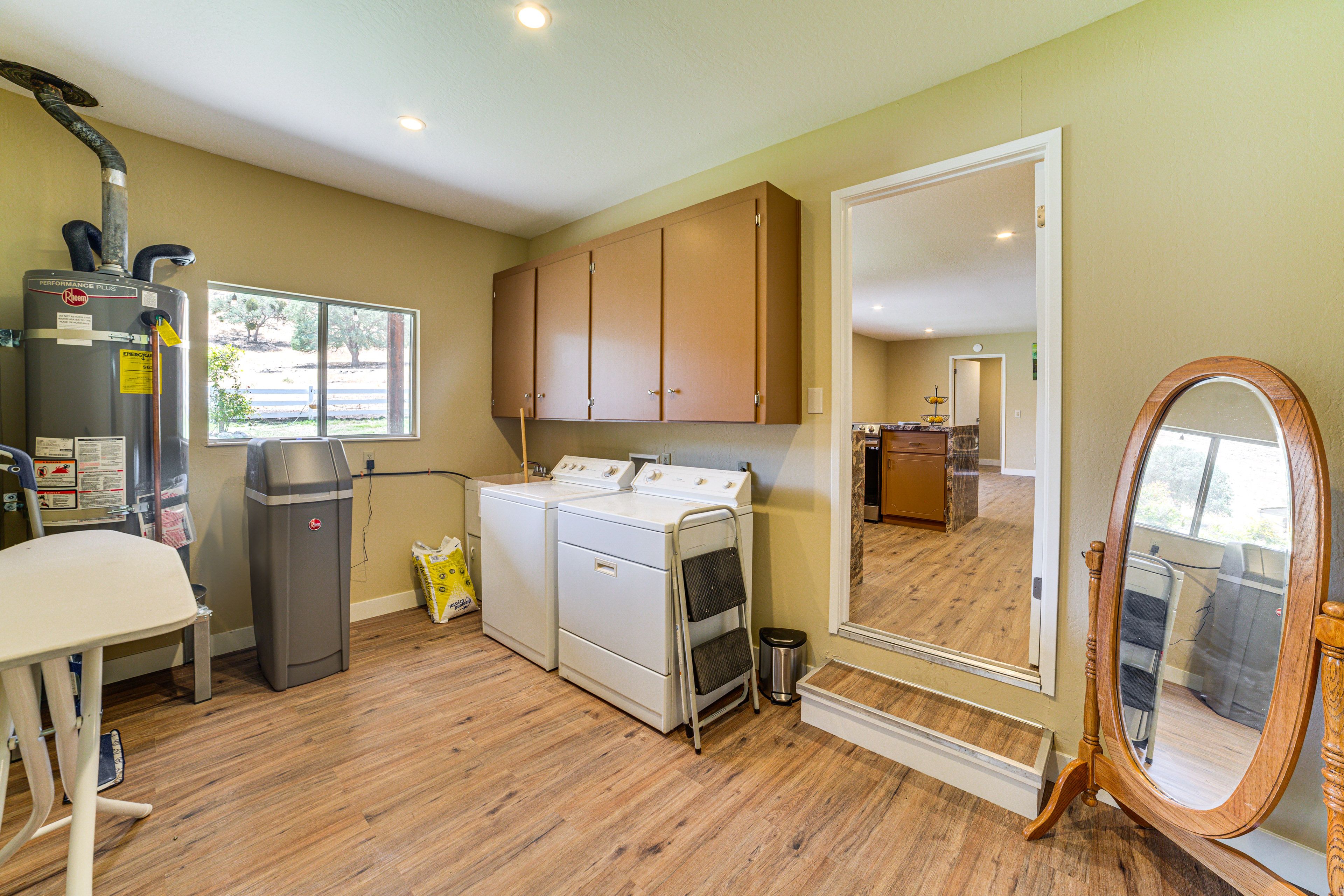 Laundry Area | Washer & Dryer