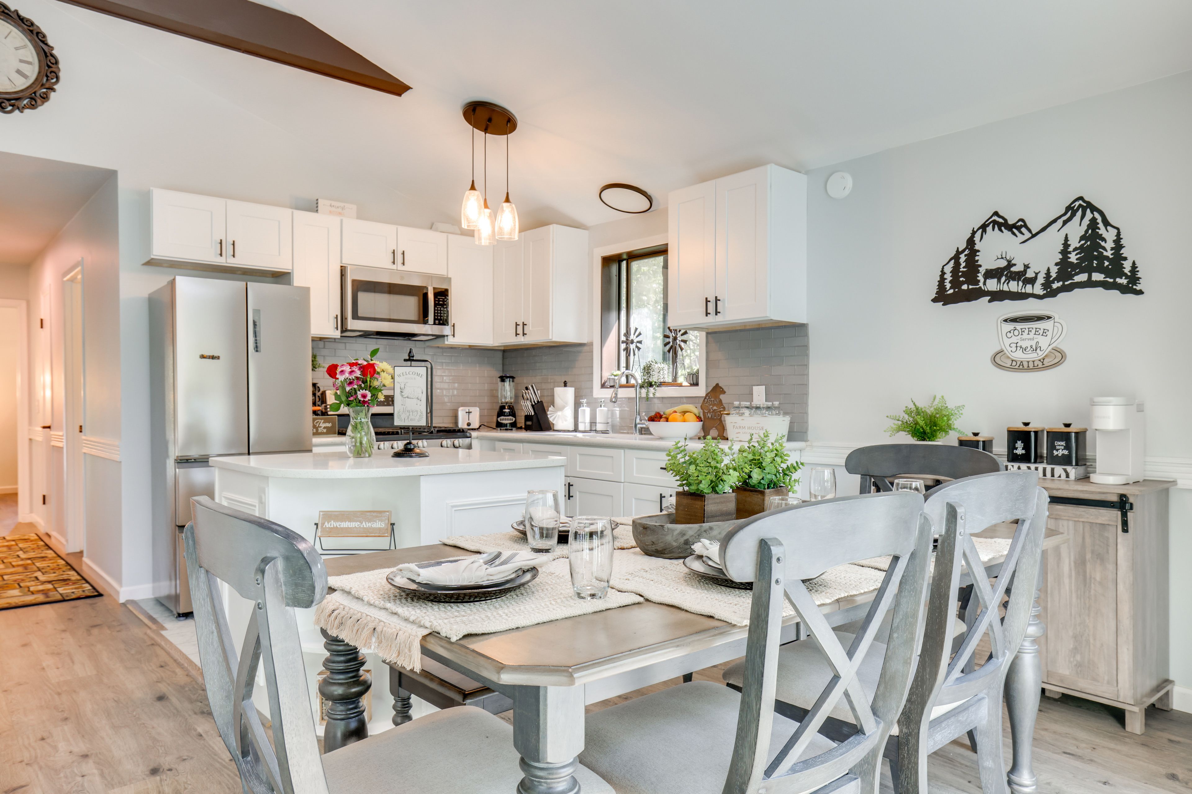Dining Area | 1st Floor