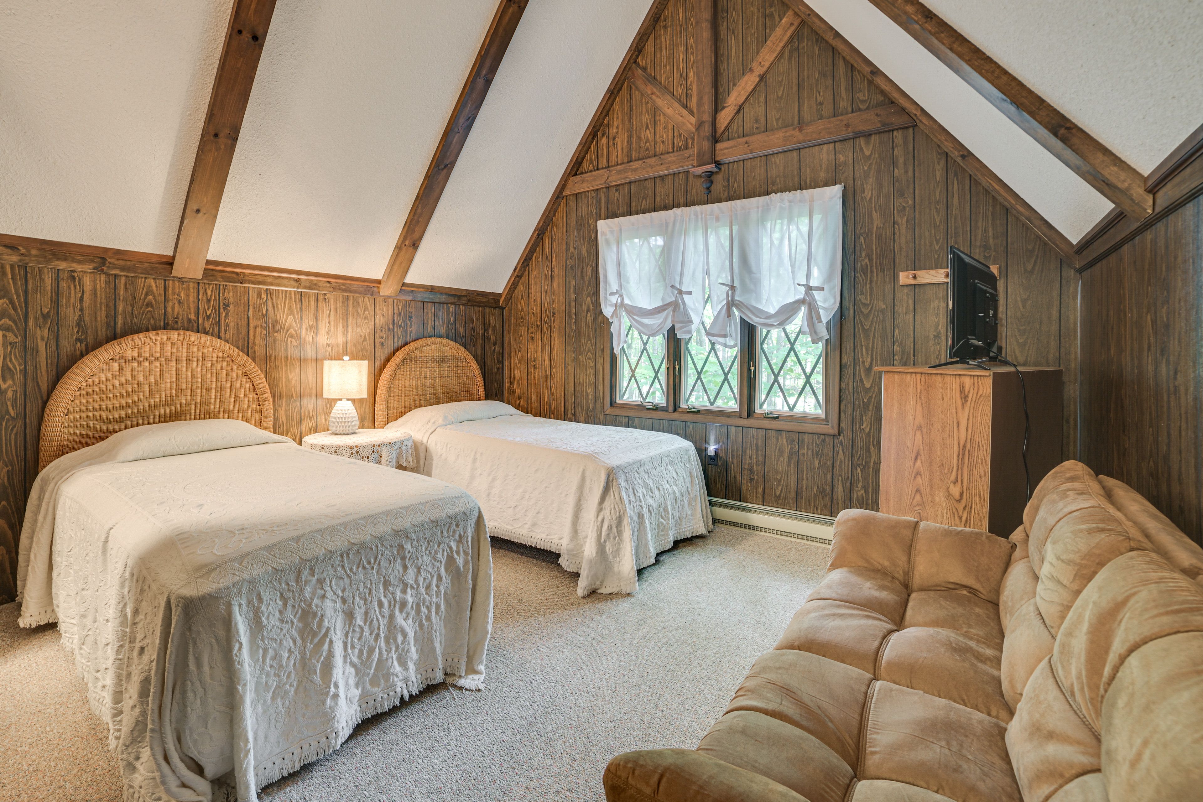 Bedroom 3 | 2 Twin Beds | Twin Futon | 2nd Floor