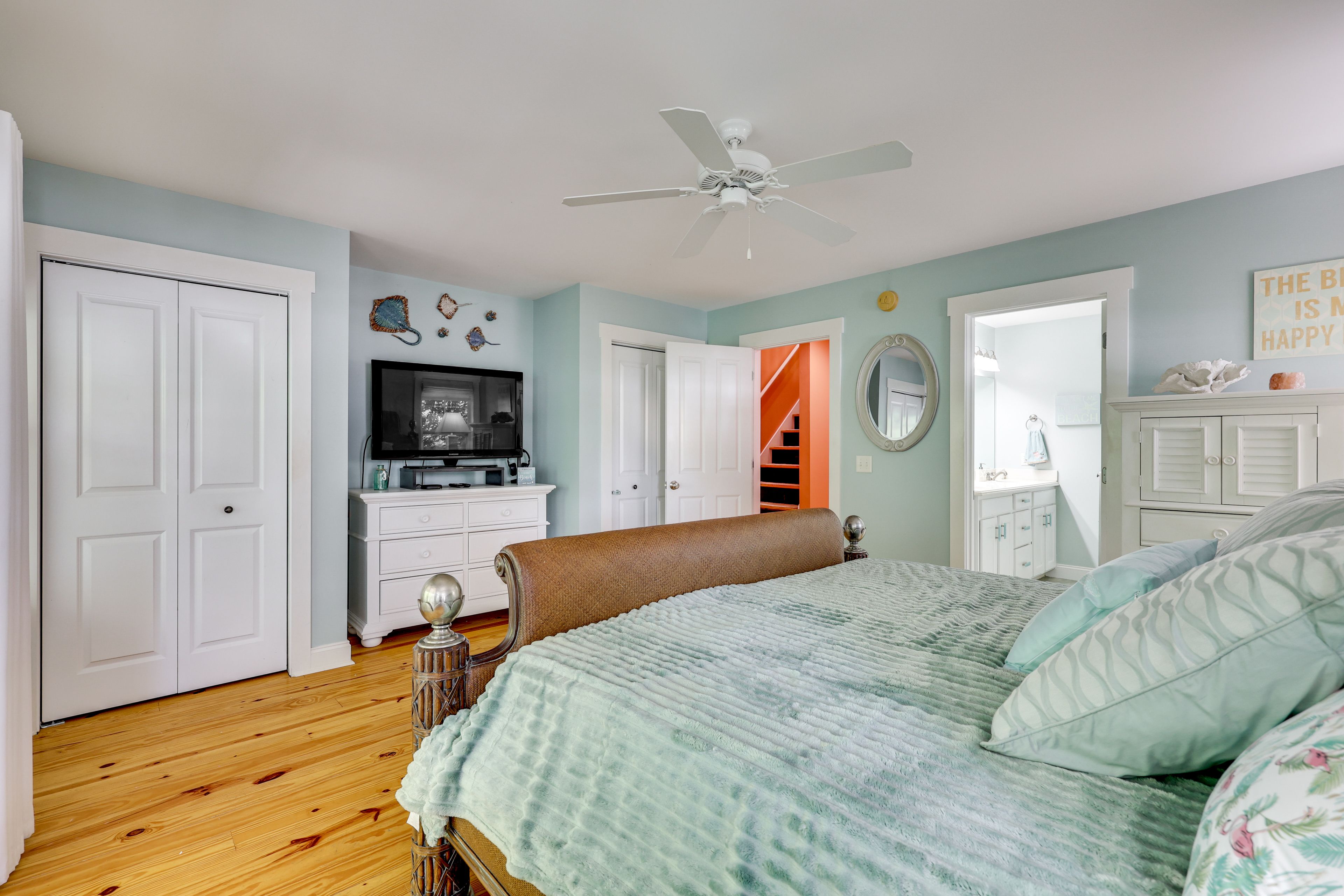Bedroom 1 | King Bed | Floor 2