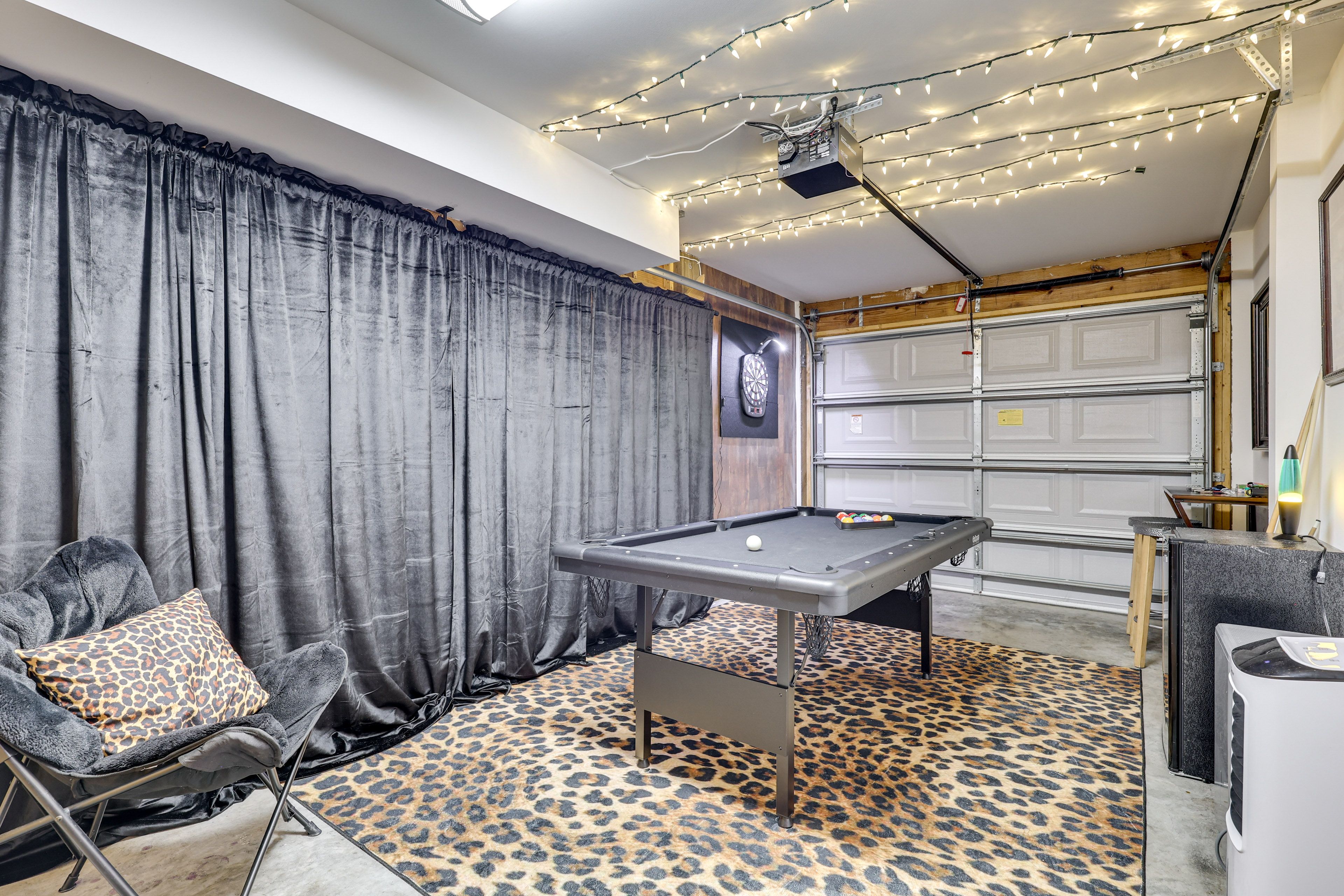Garage Game Room | Floor 1