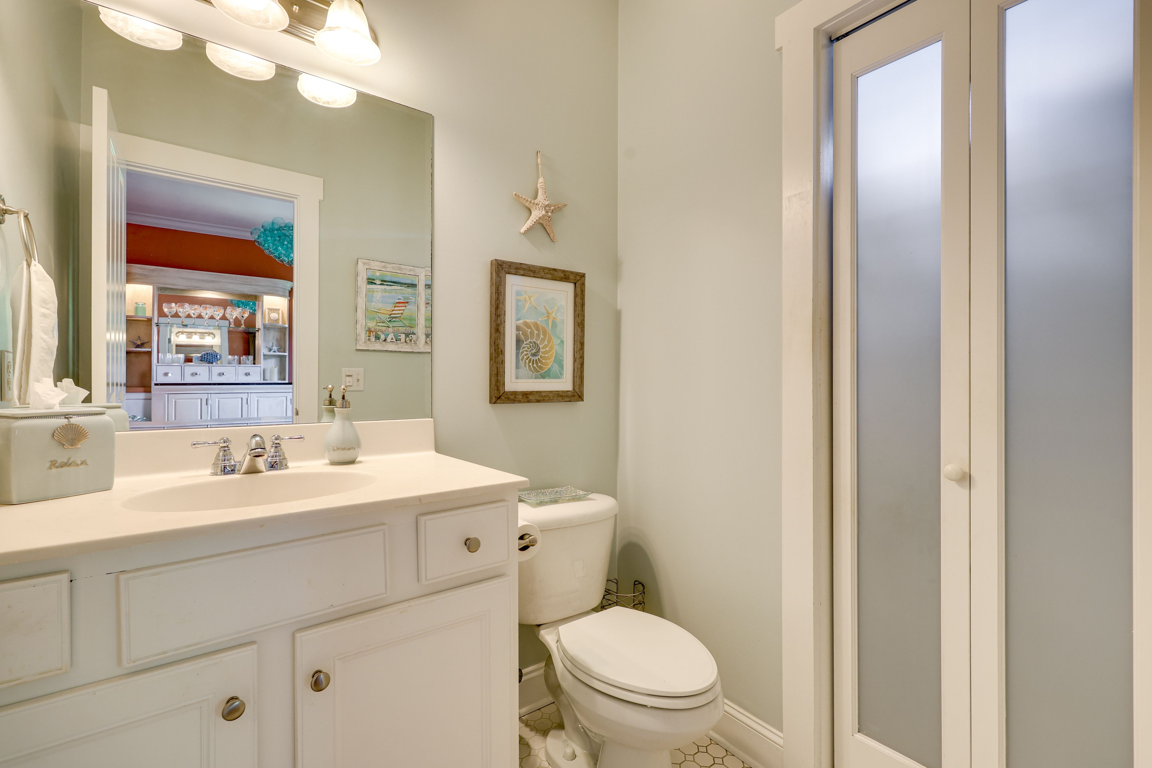 Half Bath | Floor 3