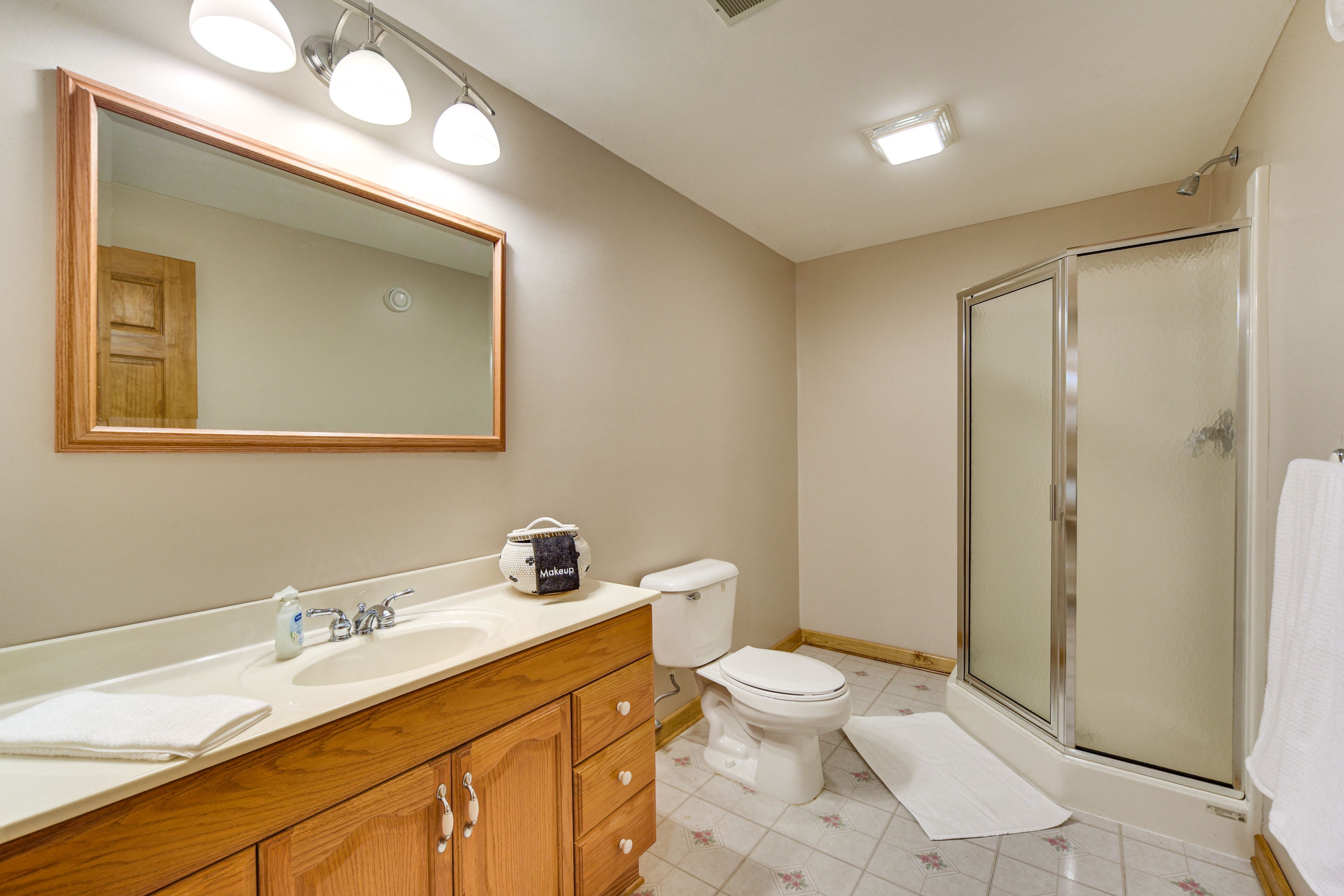 Full Bathroom | Basement