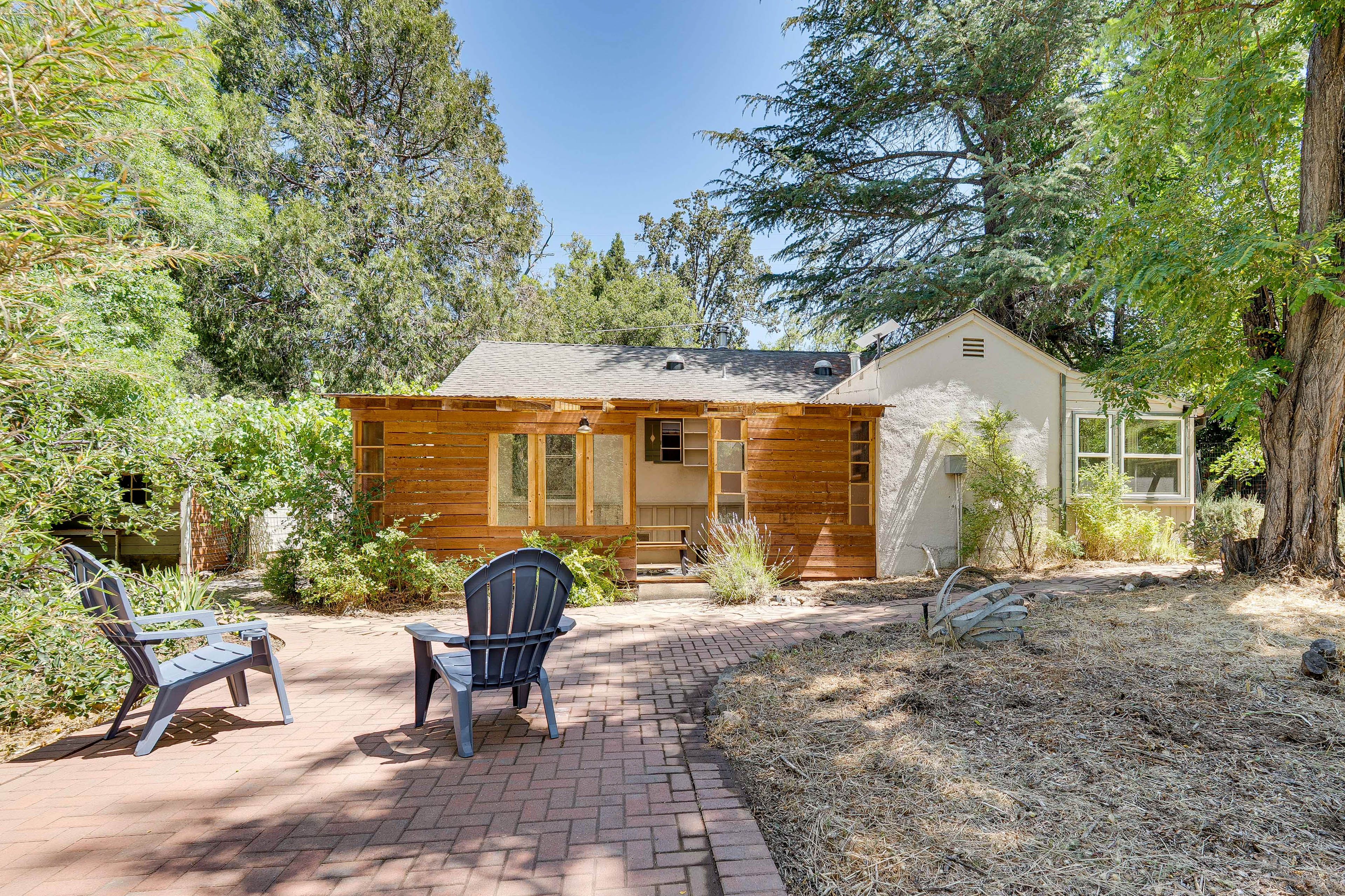 Exterior | Patio | Gas Grill