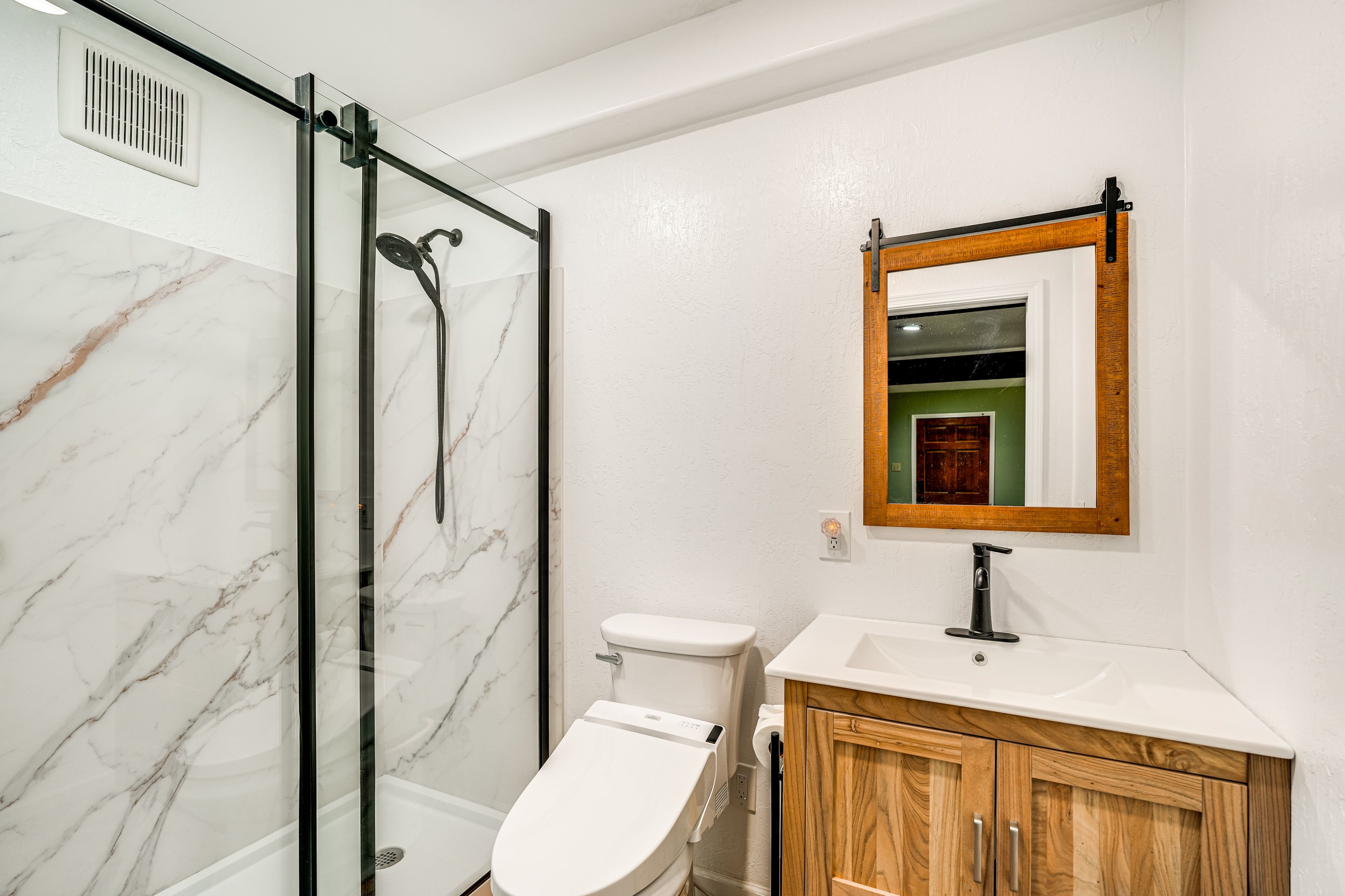 Full Bathroom | Lower Level
