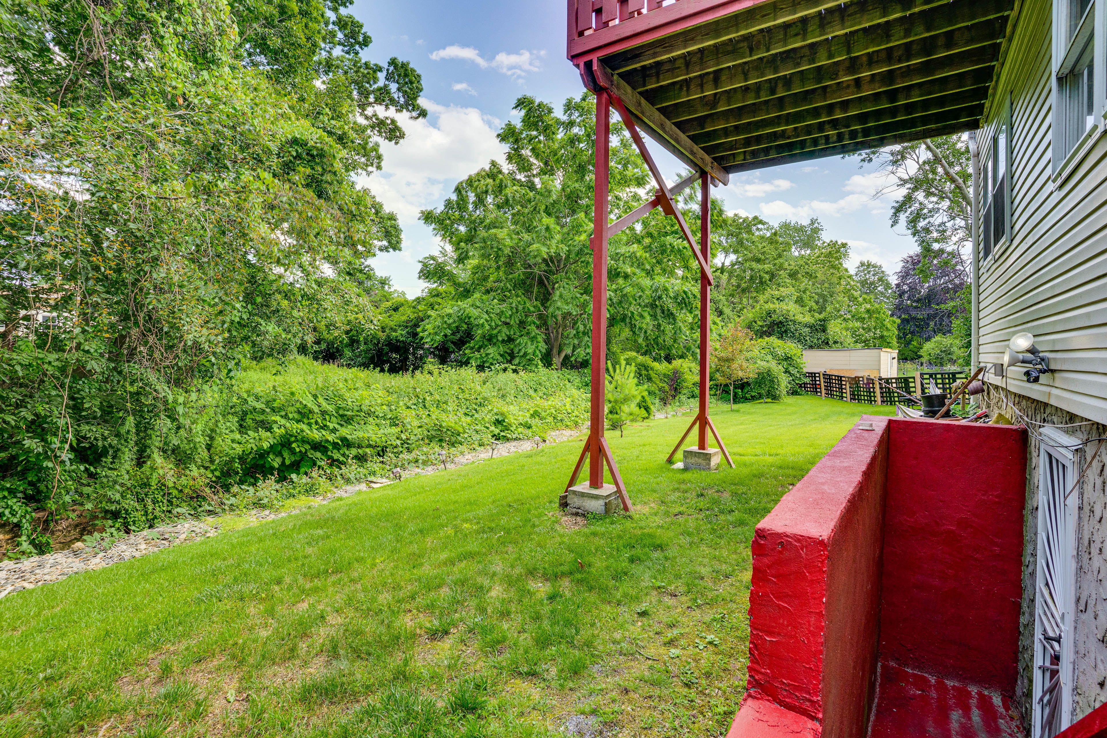 Shared Yard